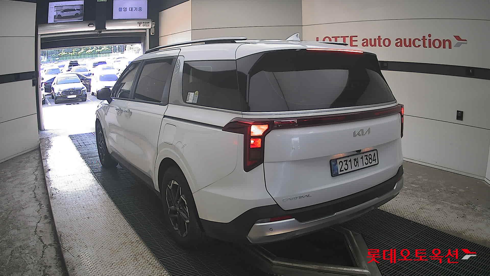 2025 - kia carnival