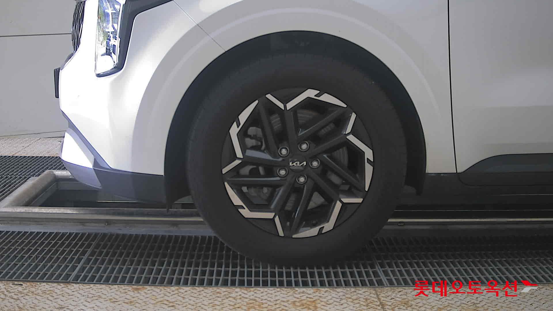2025 - kia carnival
