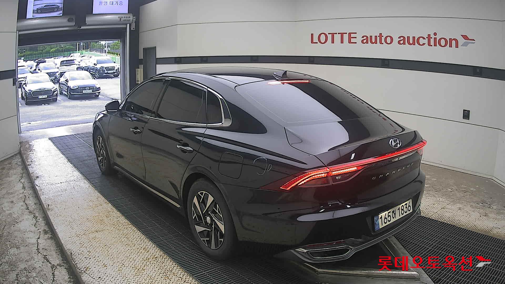 2022 - hyundai grandeur