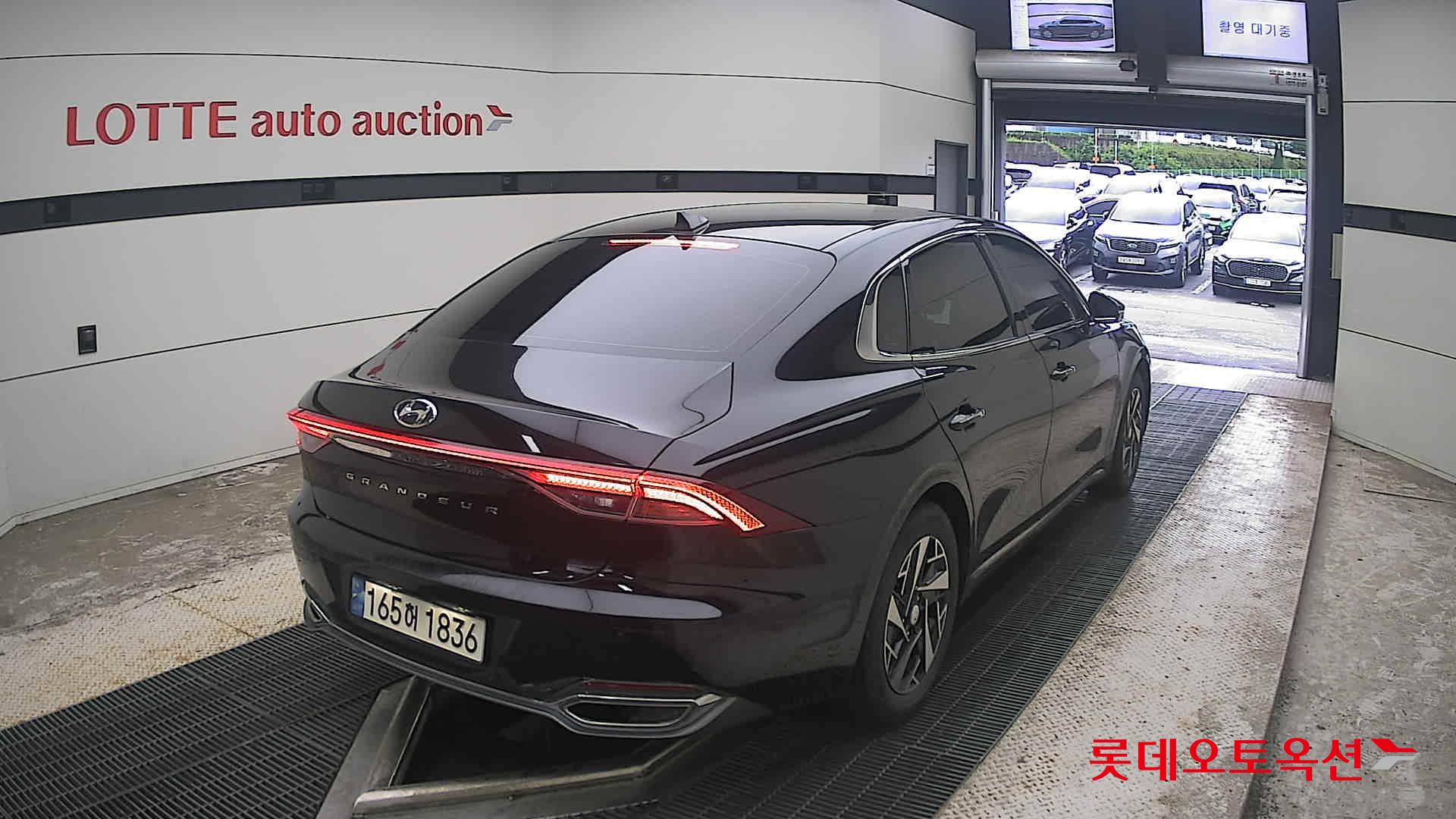 2022 - hyundai grandeur