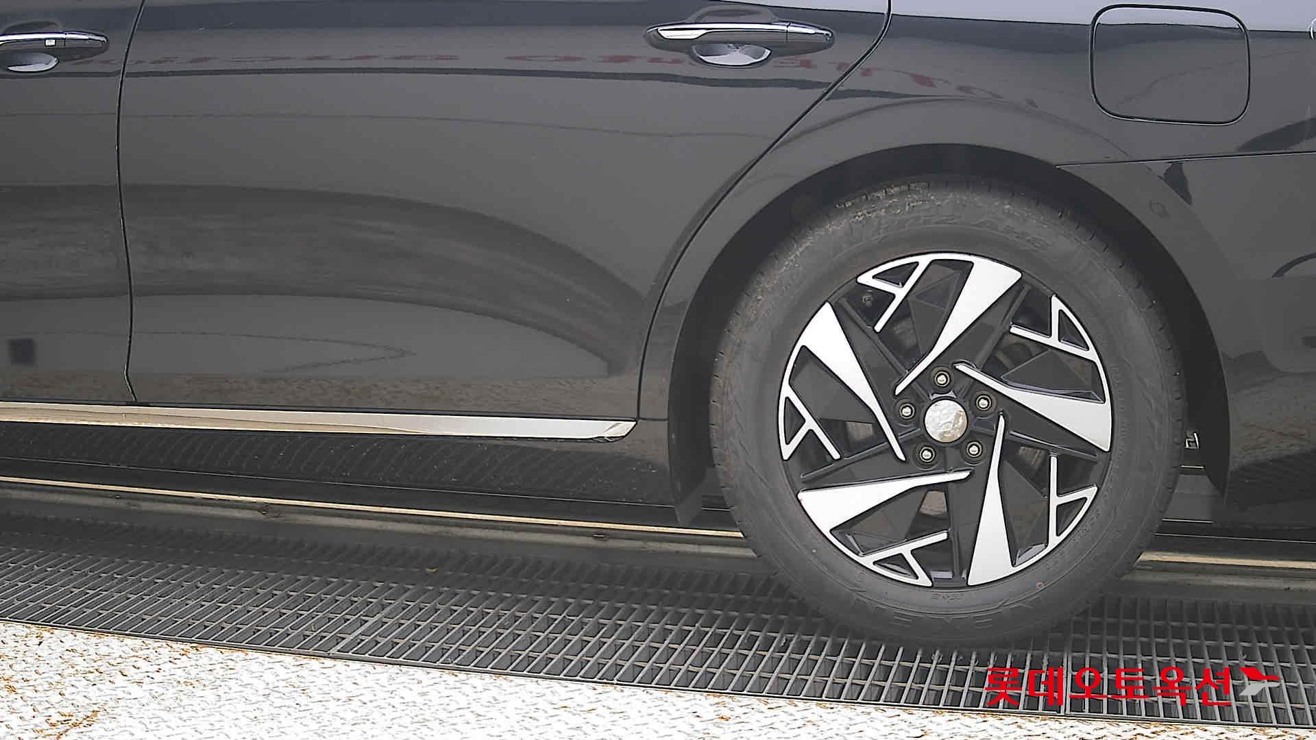 2022 - hyundai grandeur