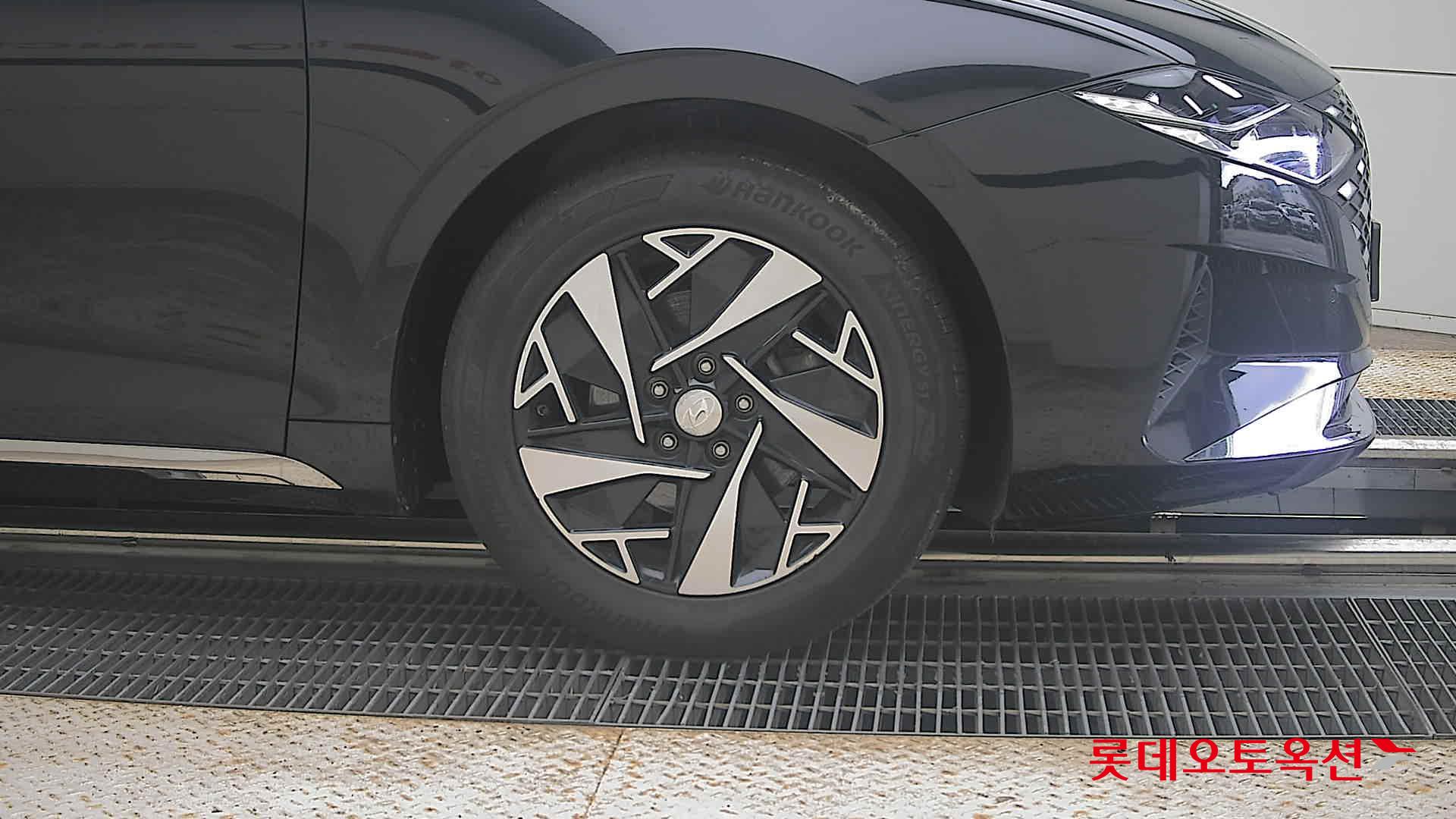 2022 - hyundai grandeur