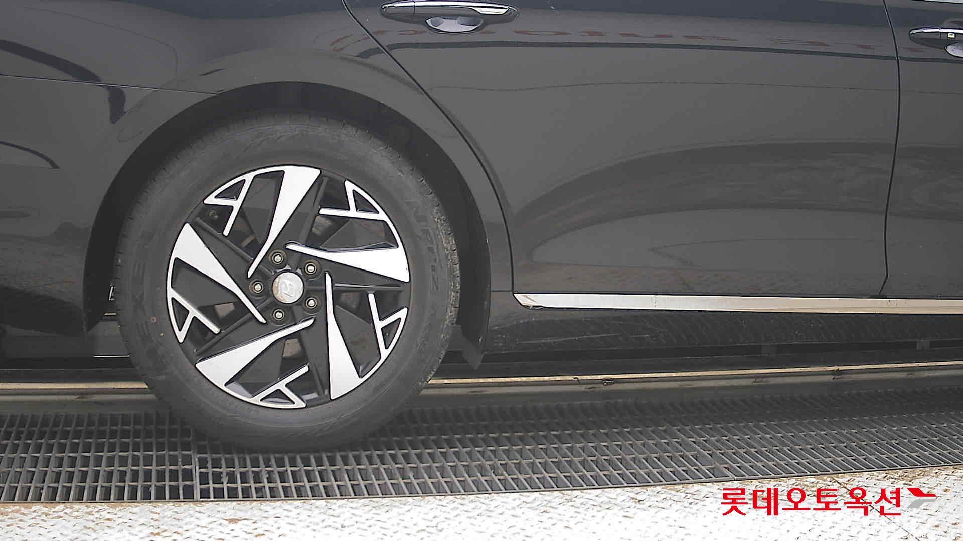 2022 - hyundai grandeur