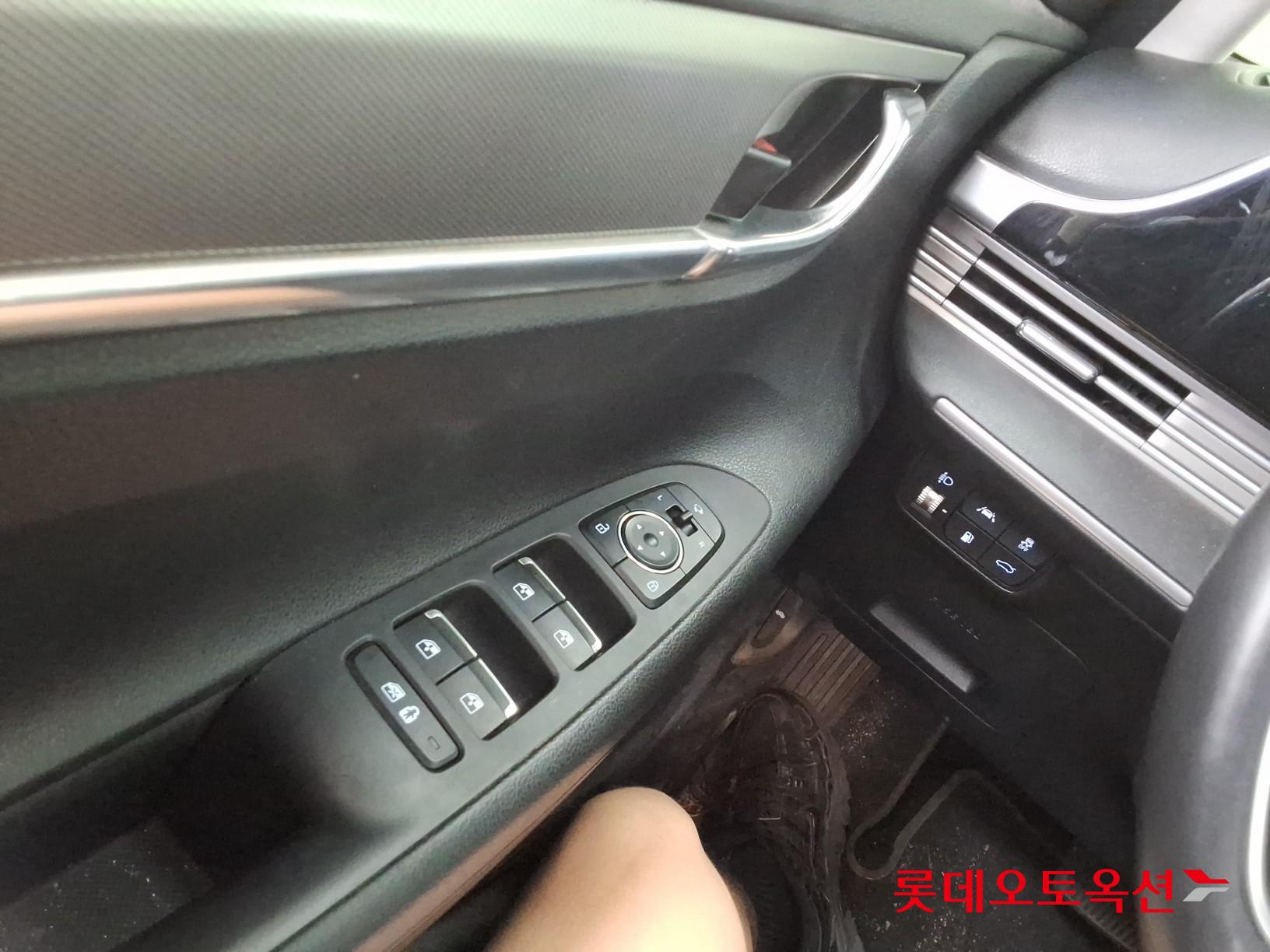 2022 - hyundai grandeur