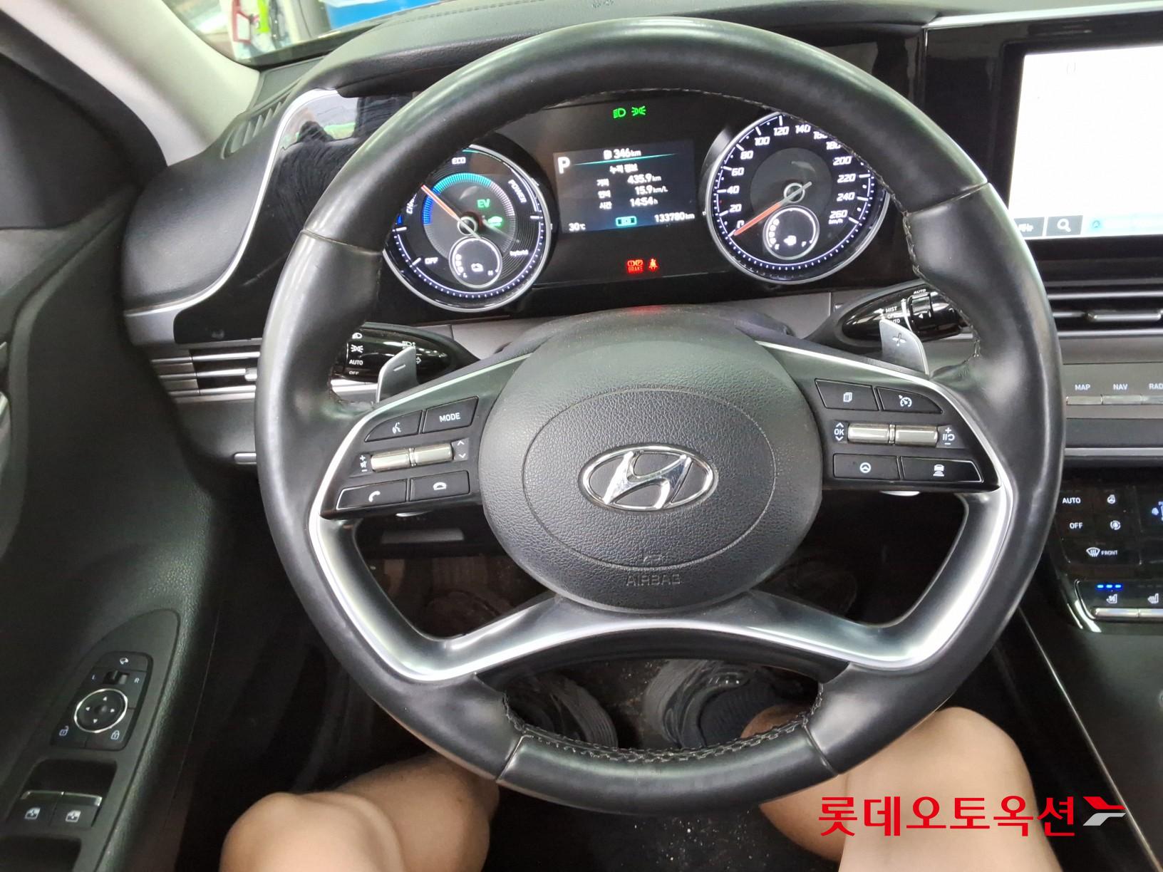2022 - hyundai grandeur