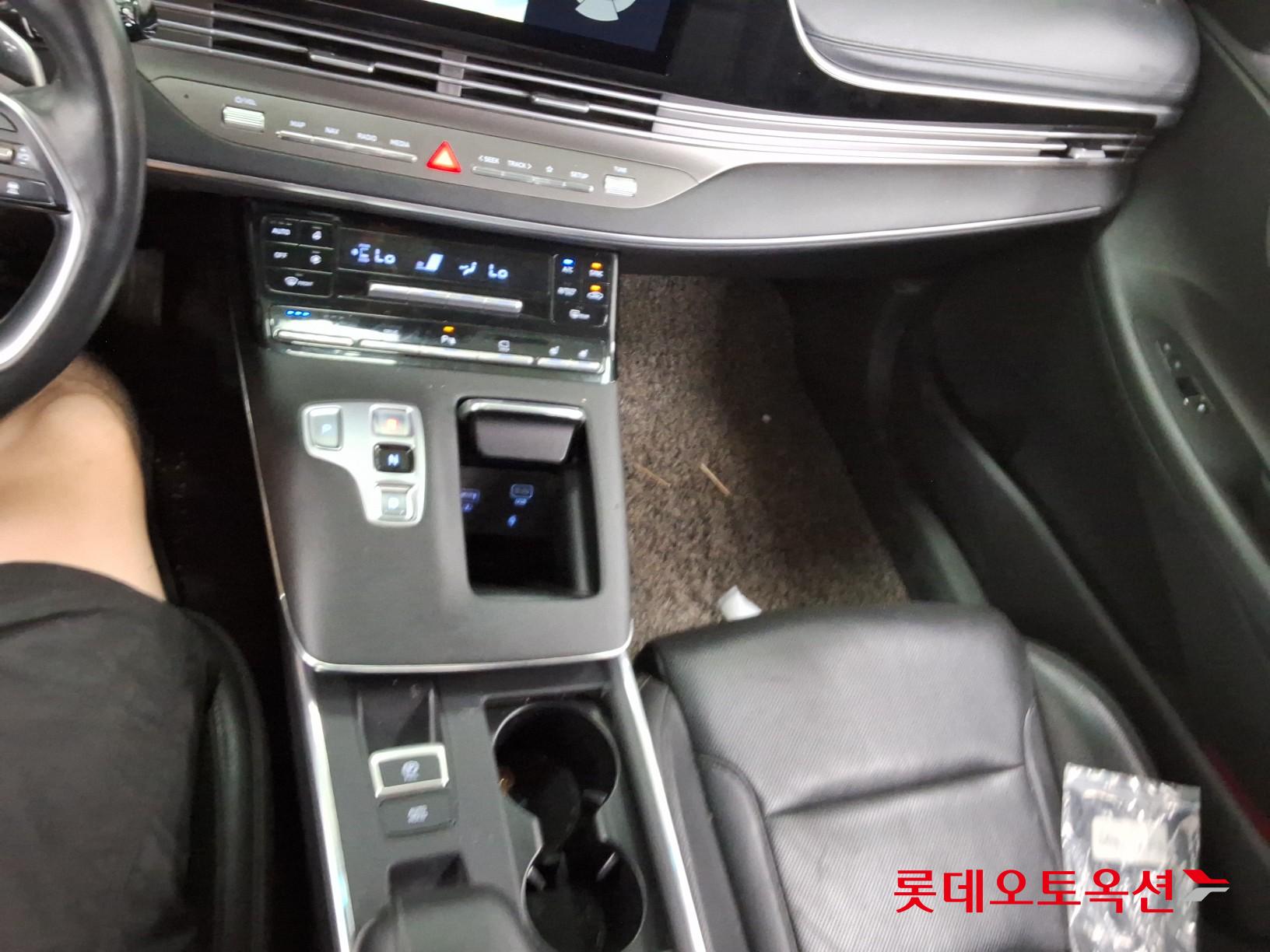 2022 - hyundai grandeur
