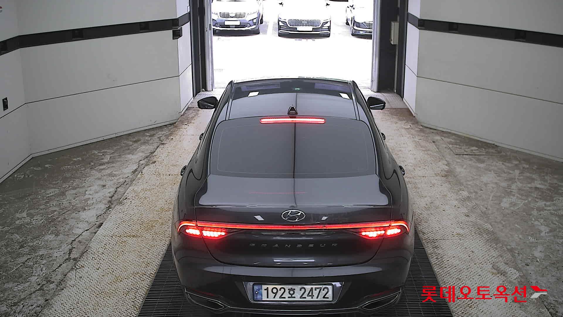 2022 - hyundai grandeur