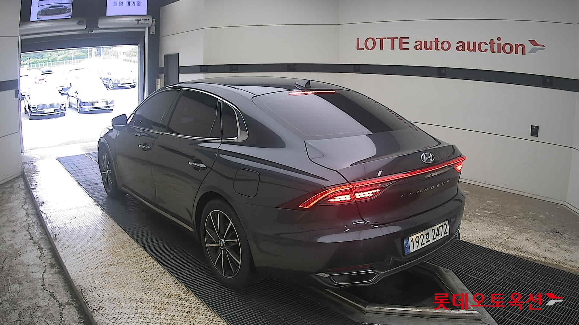 2022 - hyundai grandeur