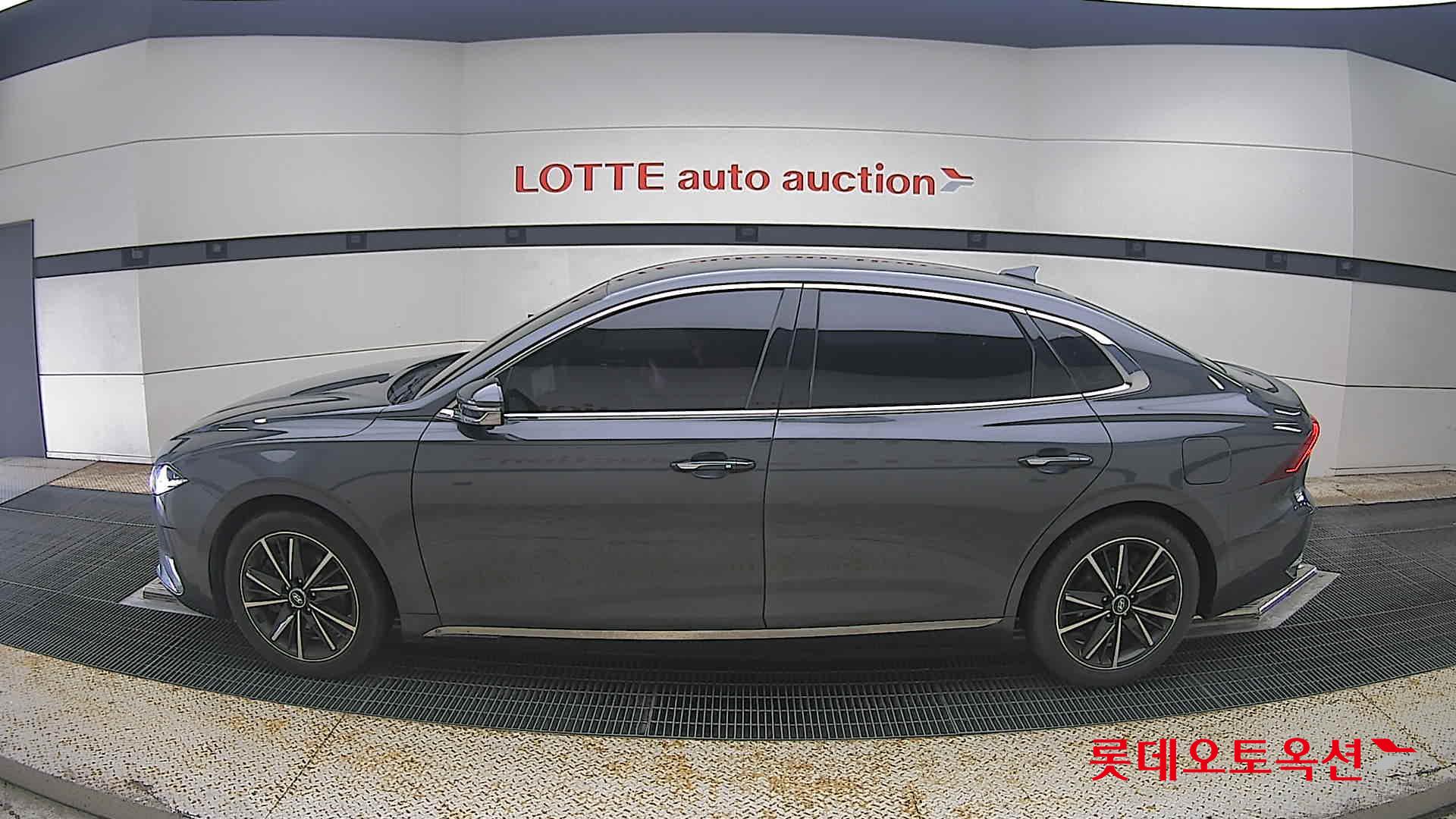 2022 - hyundai grandeur