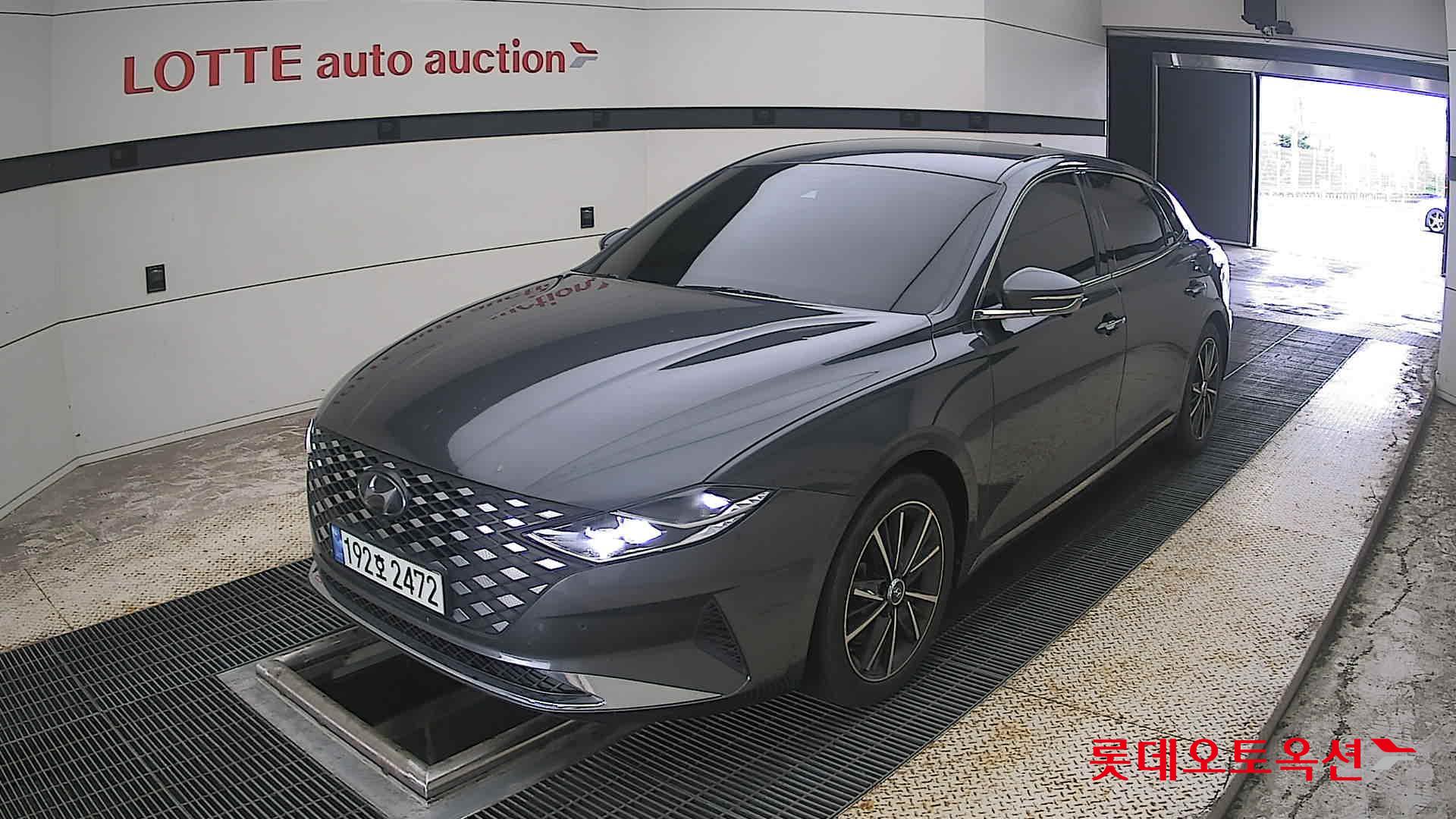 2022 - hyundai grandeur