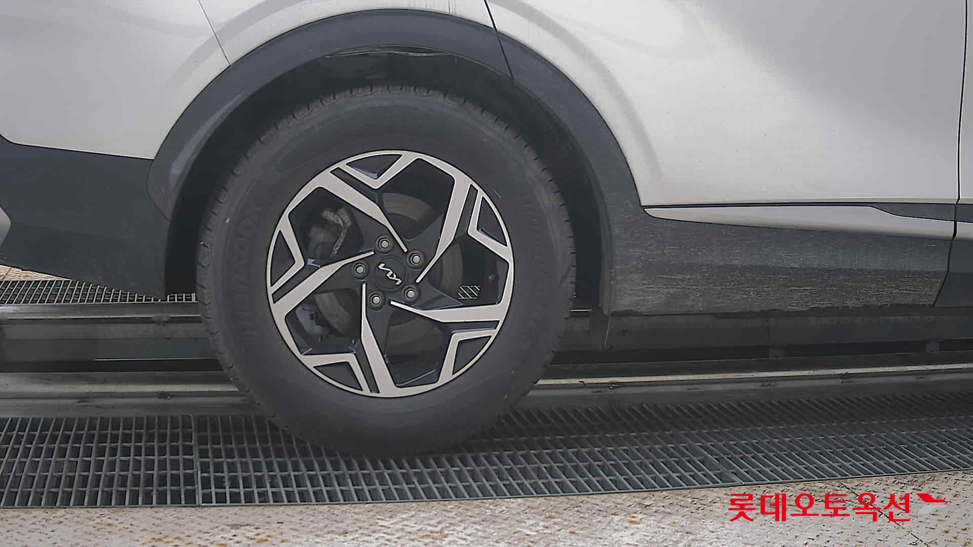 2022 - kia sportage