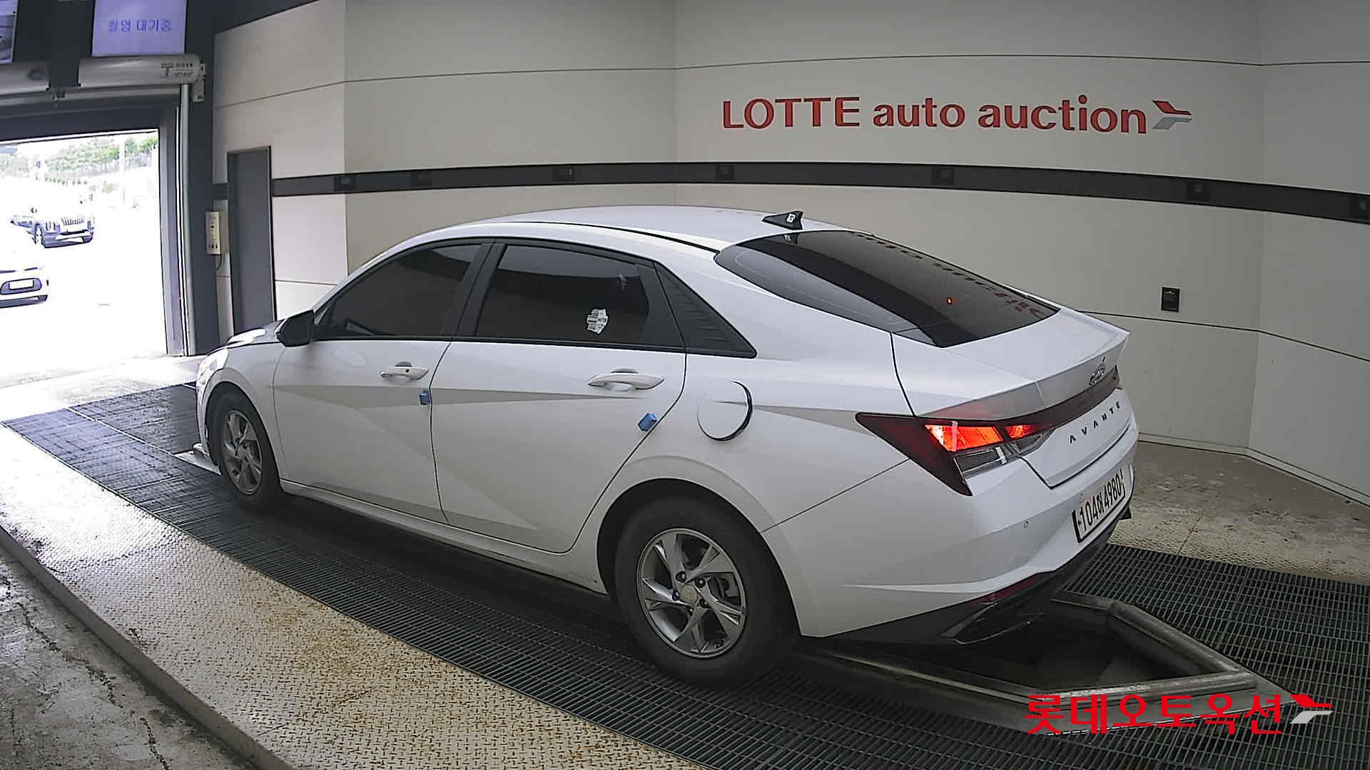 2021 - hyundai avante