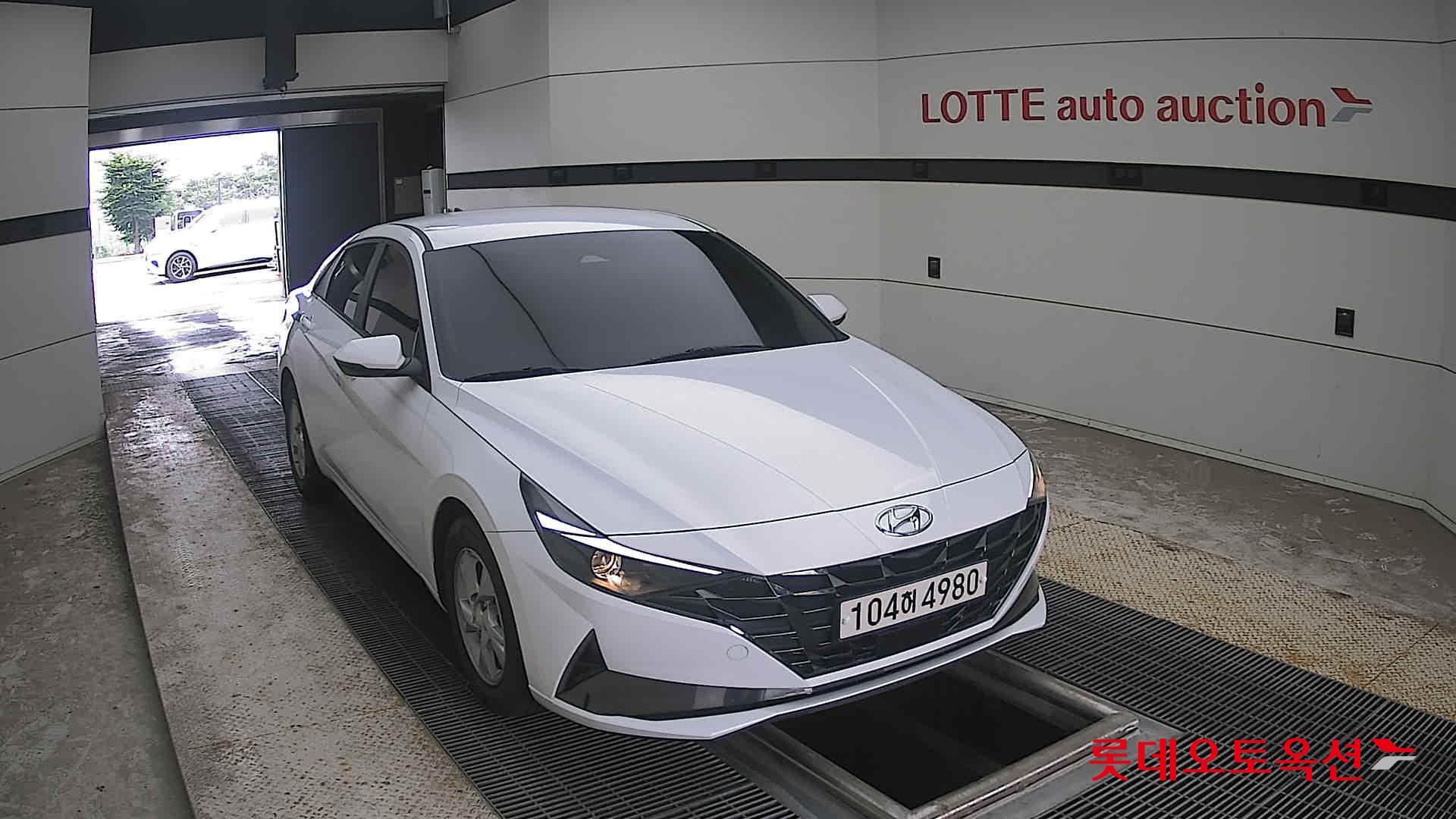 2021 - hyundai avante