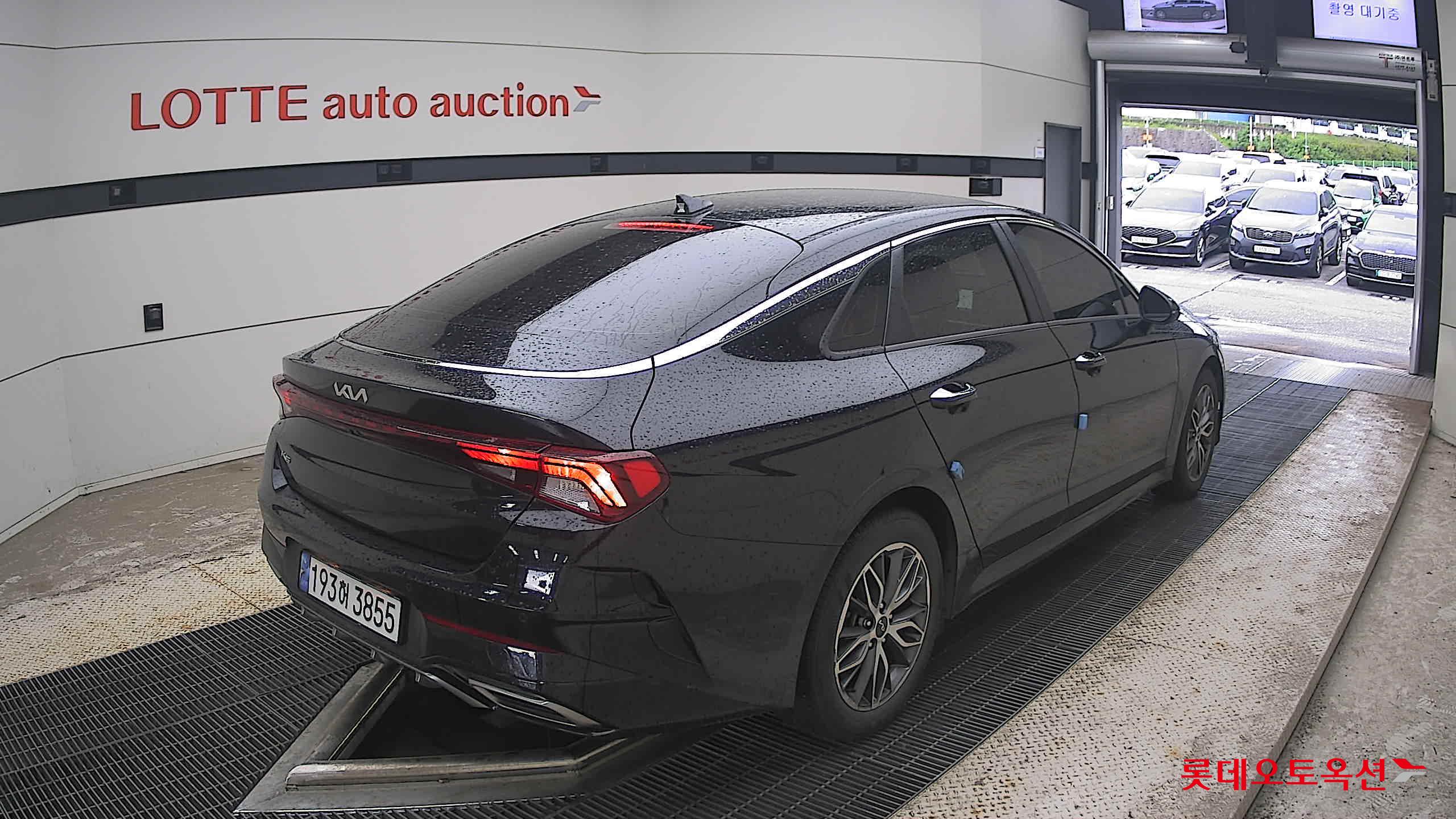 2022 - kia k5