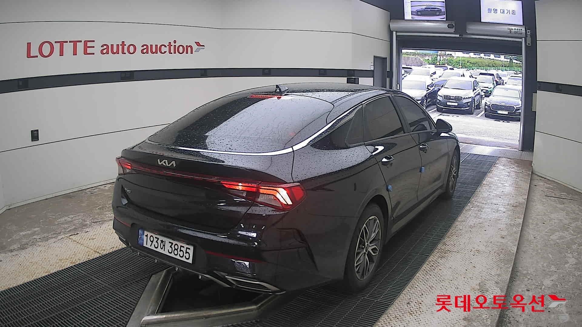 2022 - kia k5