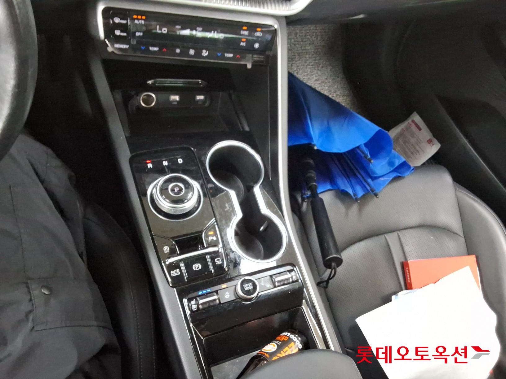 2022 - kia k5