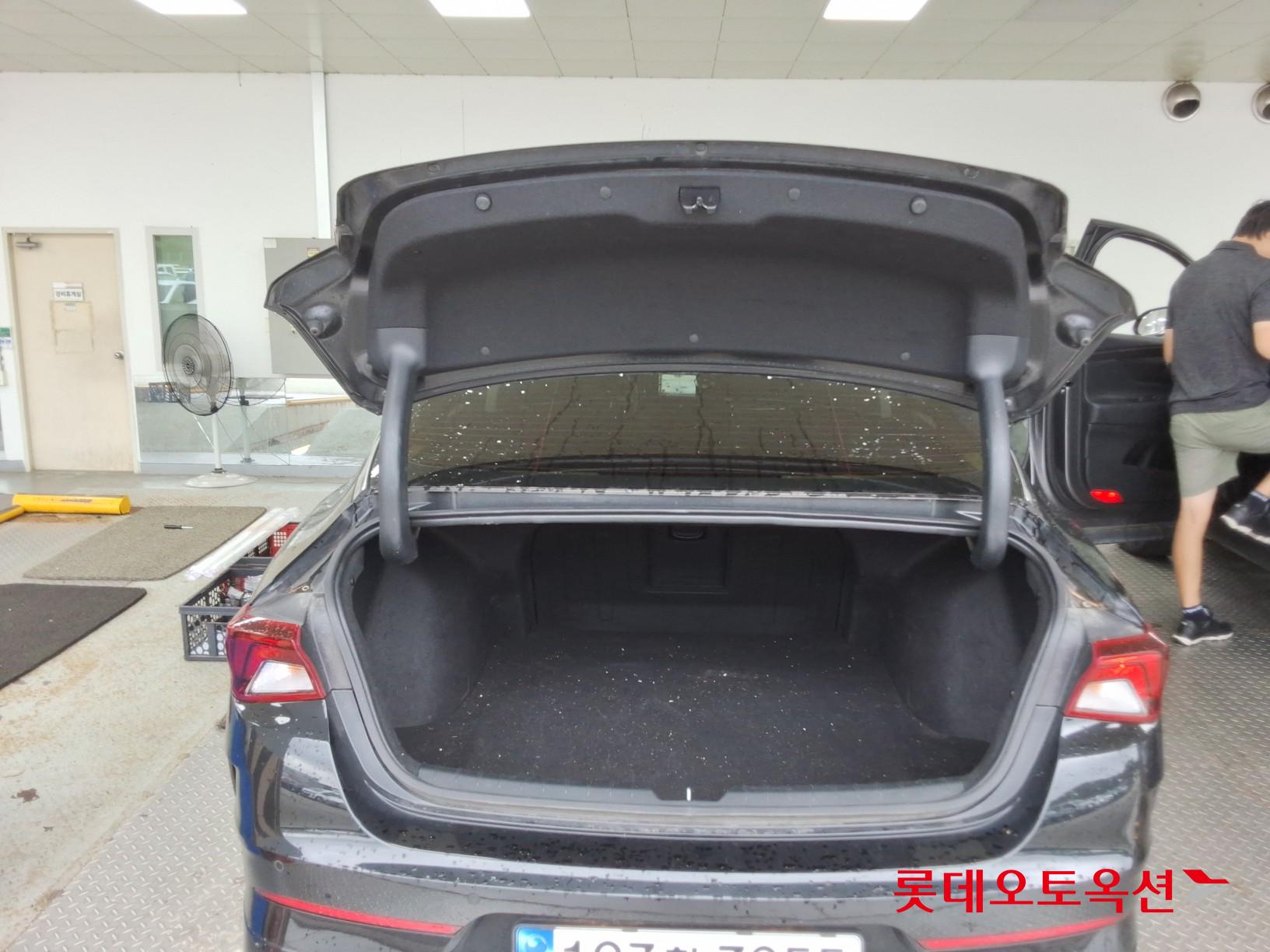 2022 - kia k5