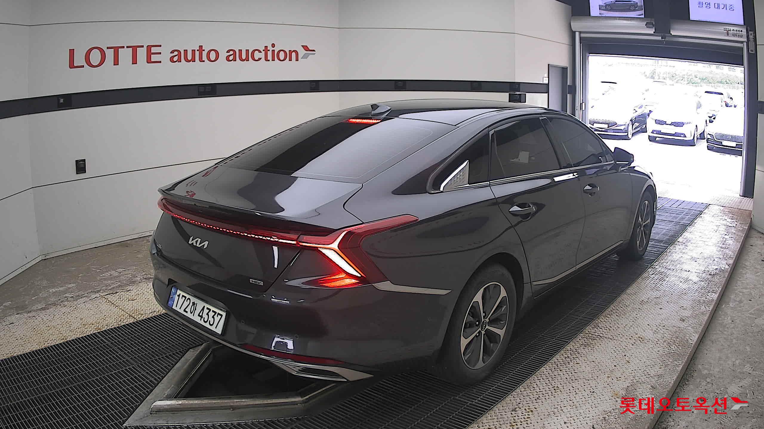 2023 - kia k8