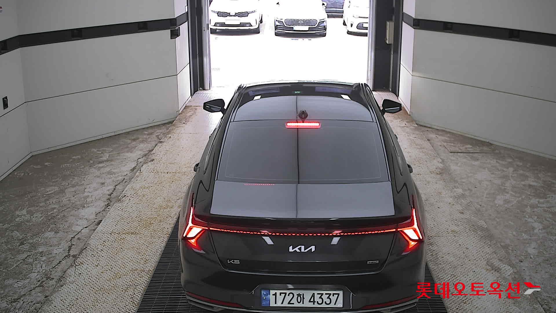 2023 - kia k8