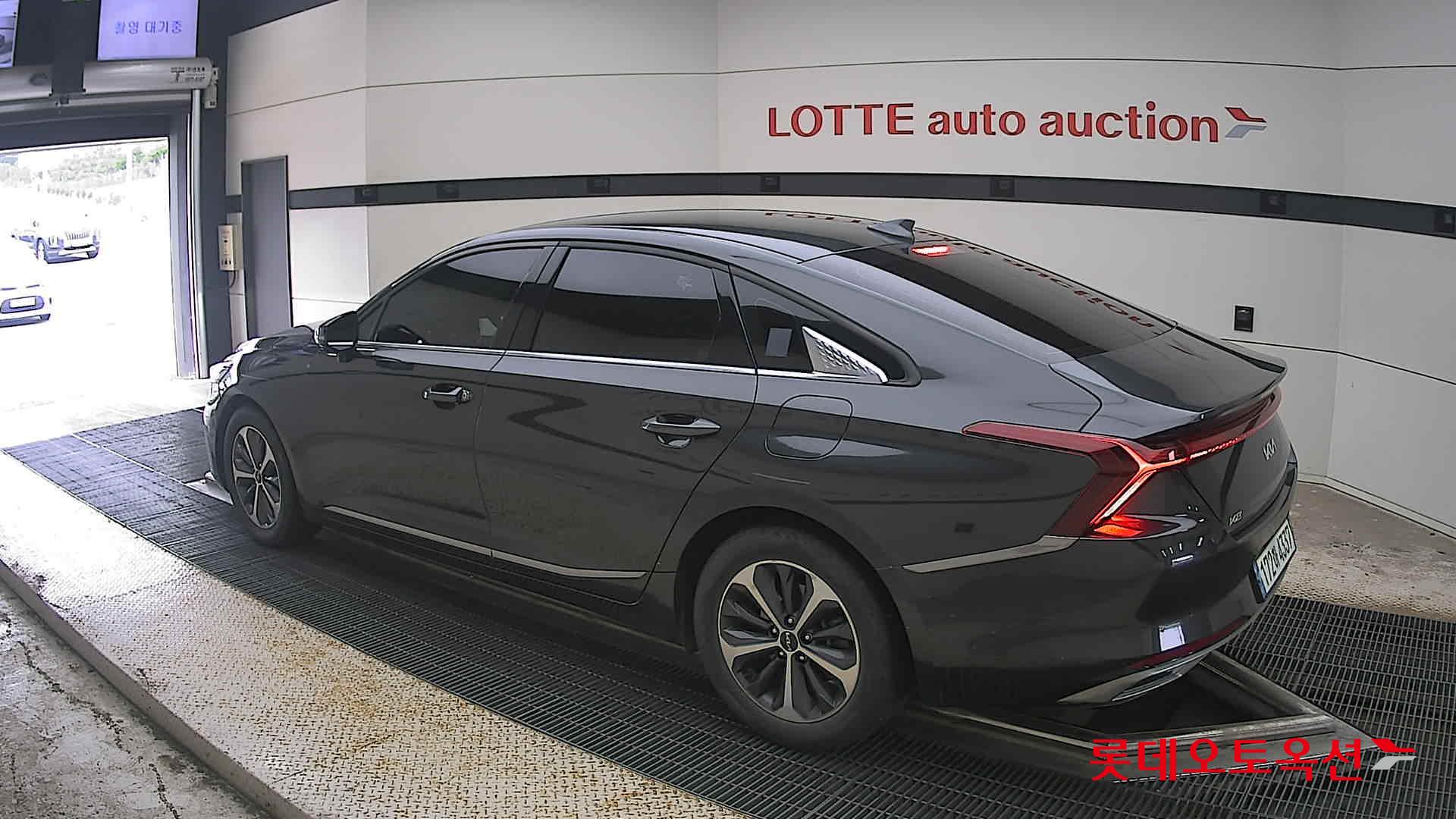 2023 - kia k8