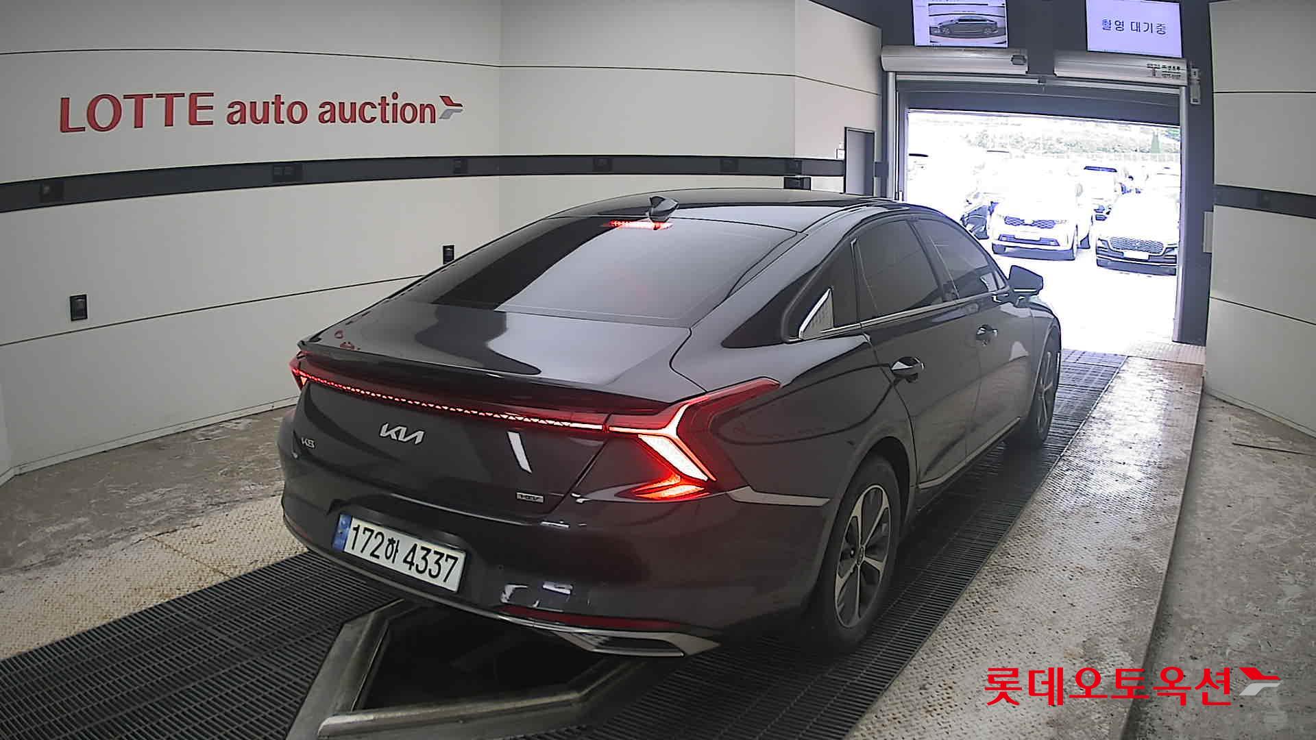 2023 - kia k8