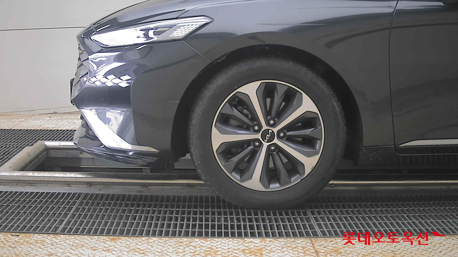 2023 - kia k8
