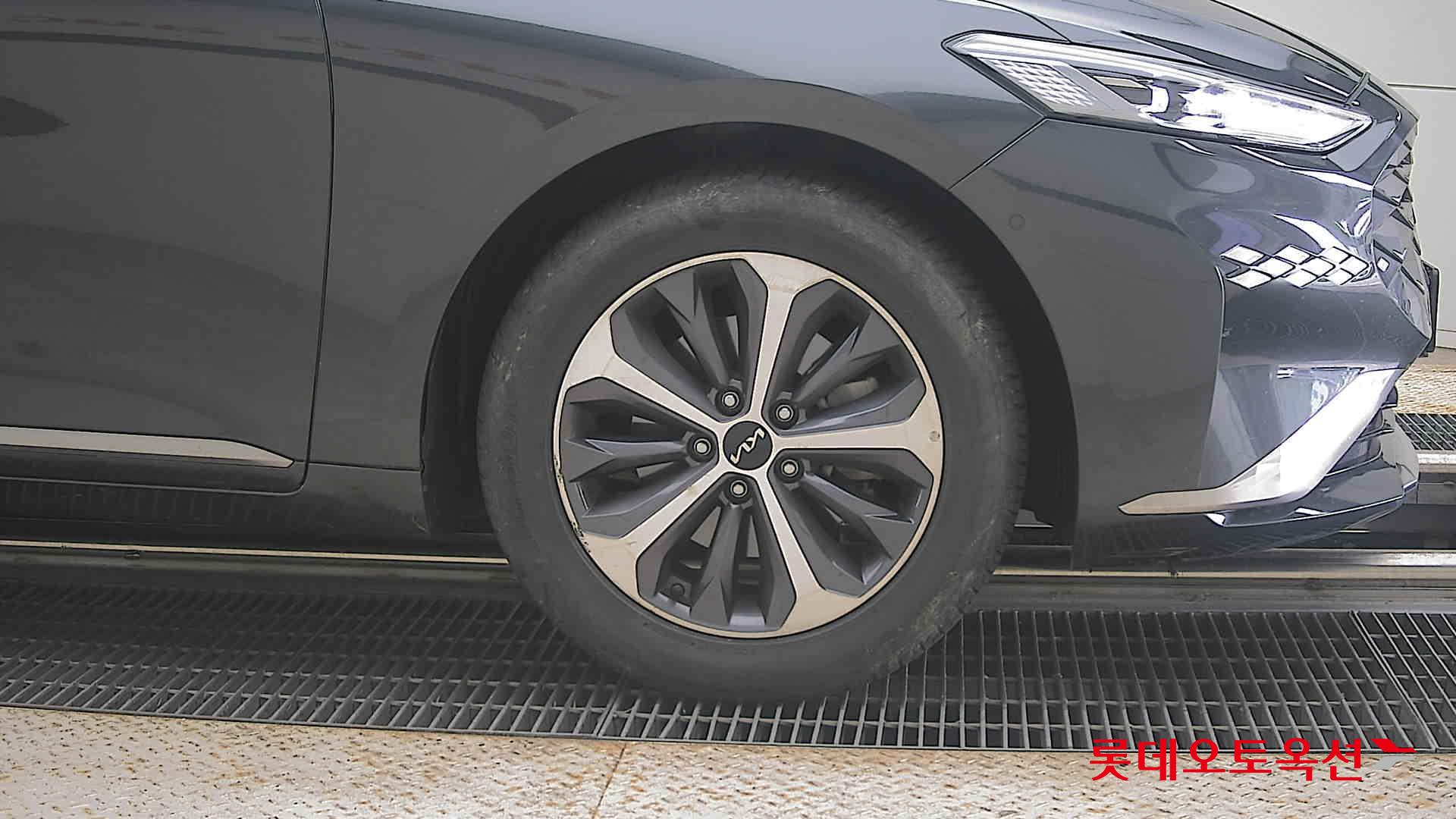2023 - kia k8