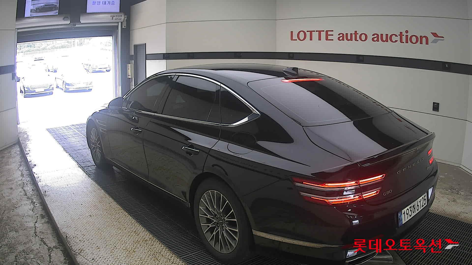 2022 - genesis g80