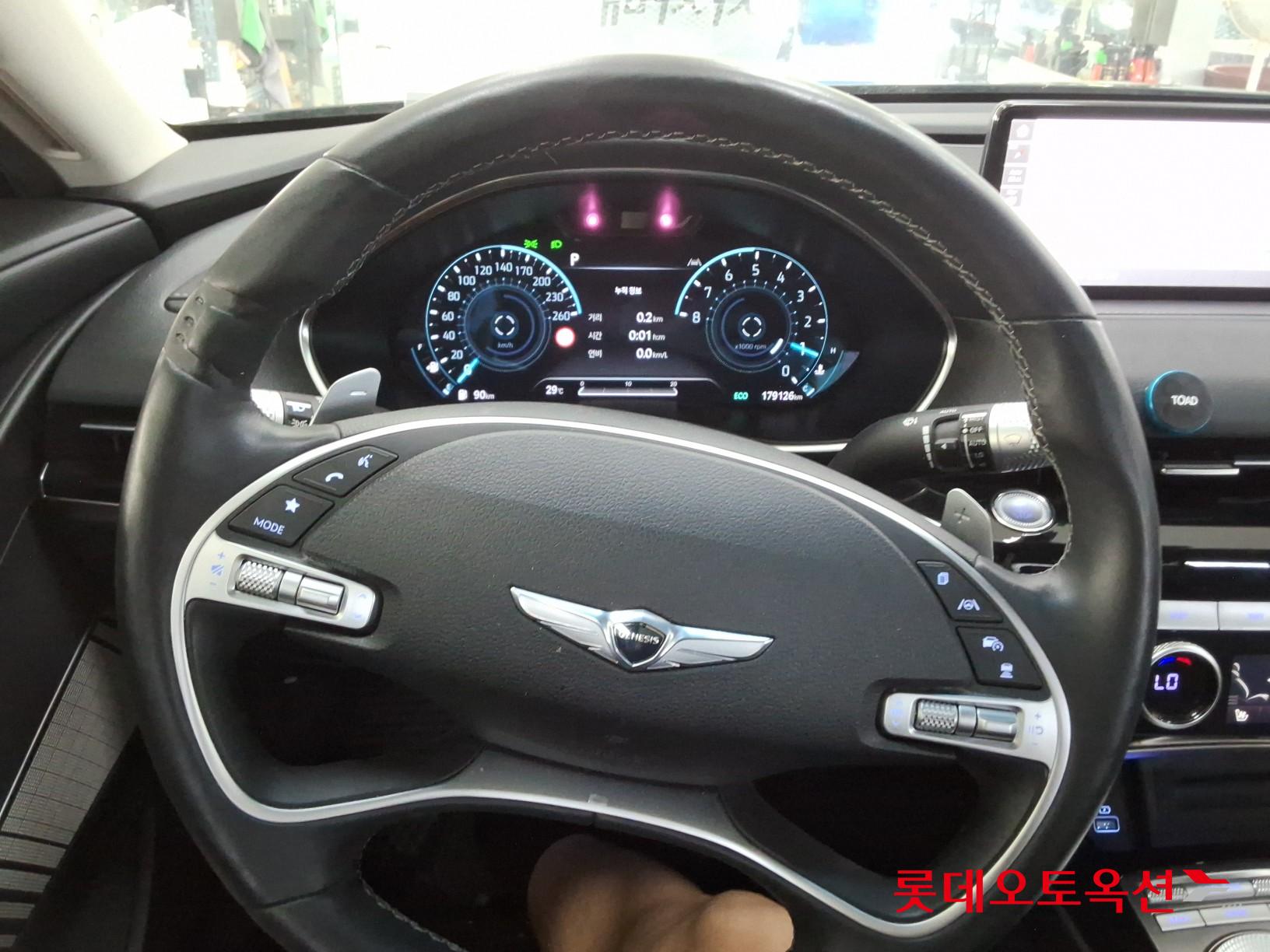 2022 - genesis g80