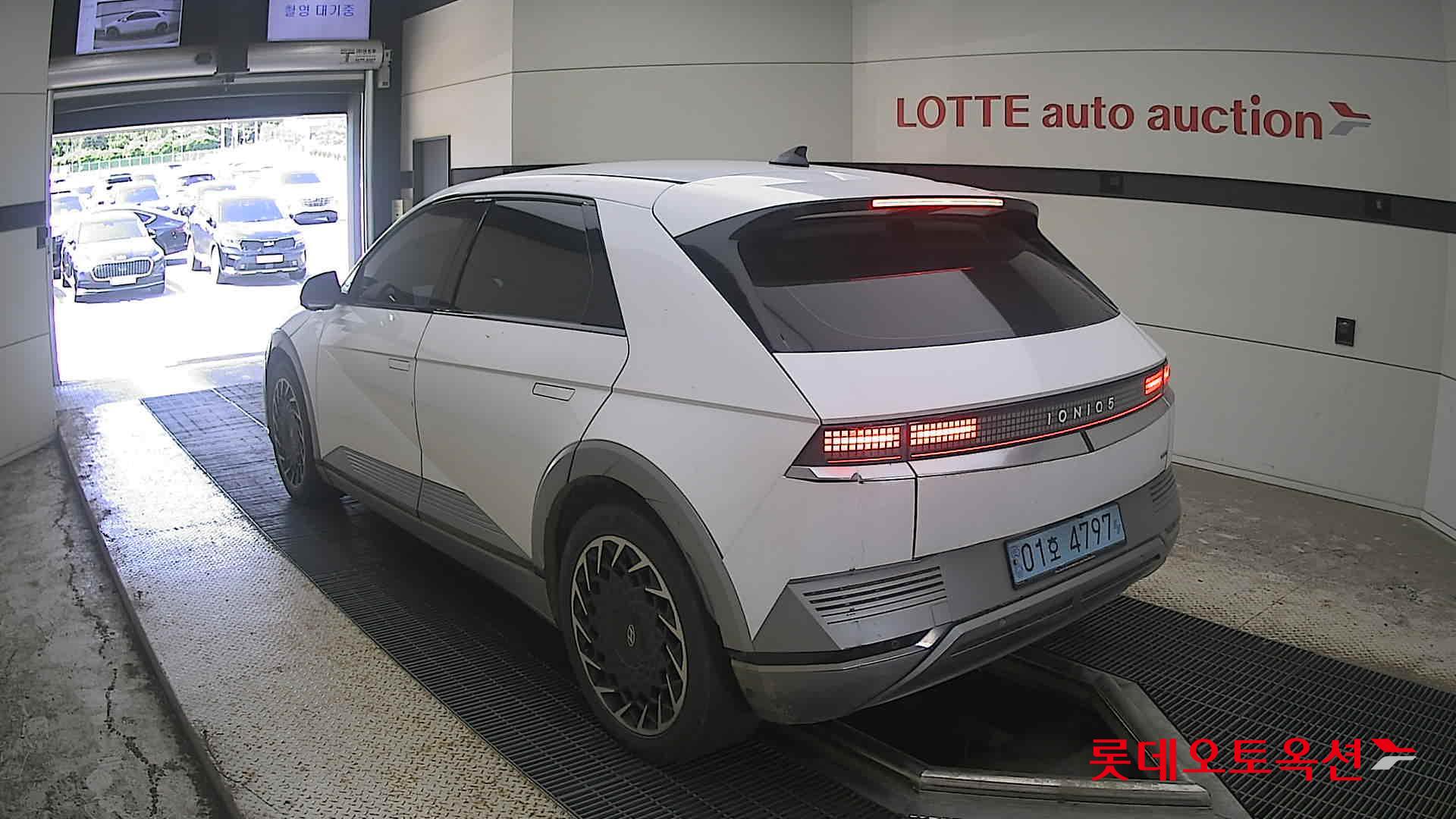 2022 - hyundai ioniq