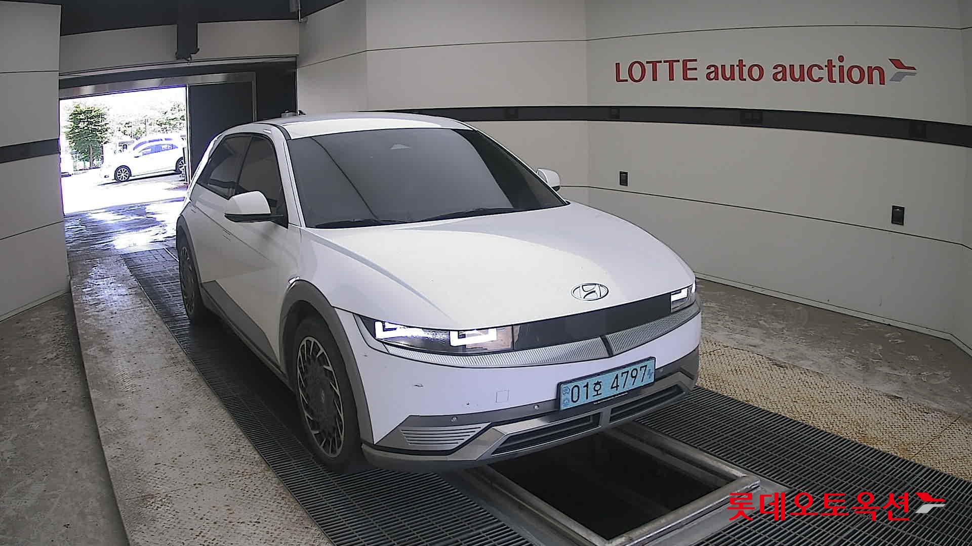 2022 - hyundai ioniq