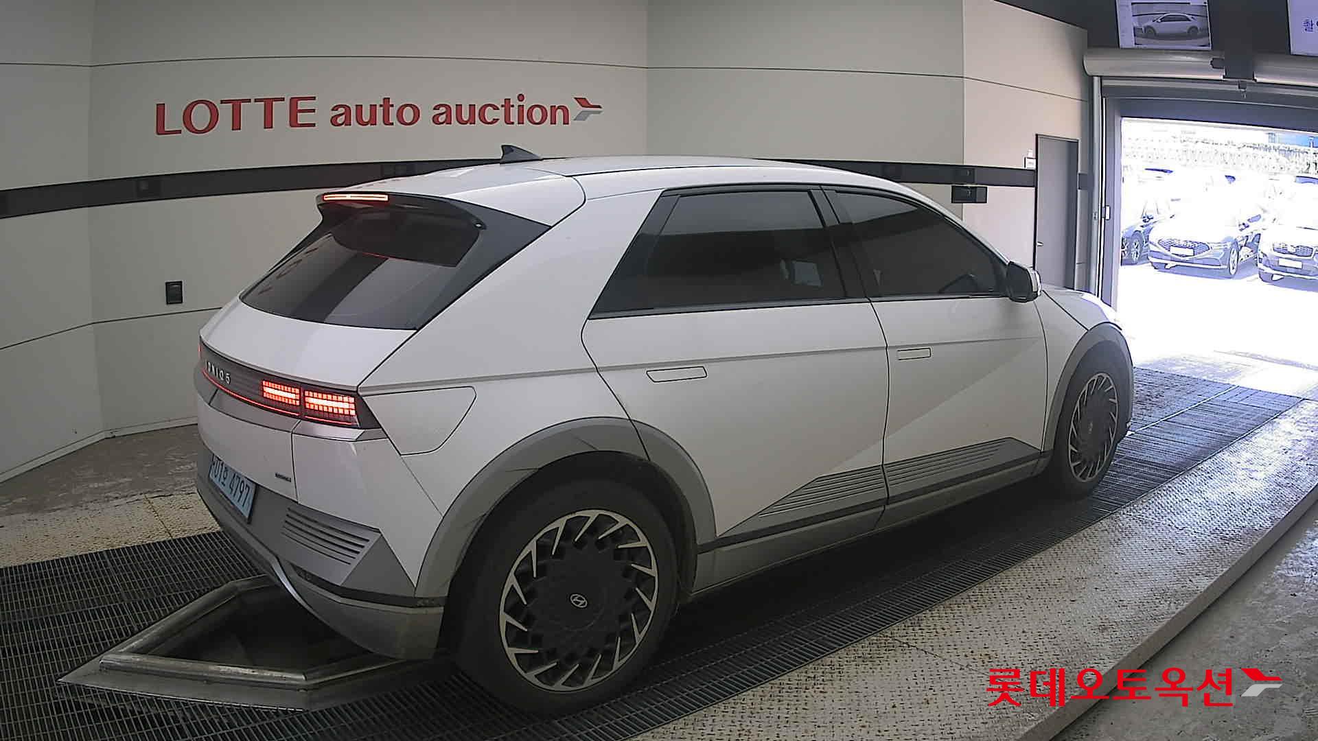 2022 - hyundai ioniq