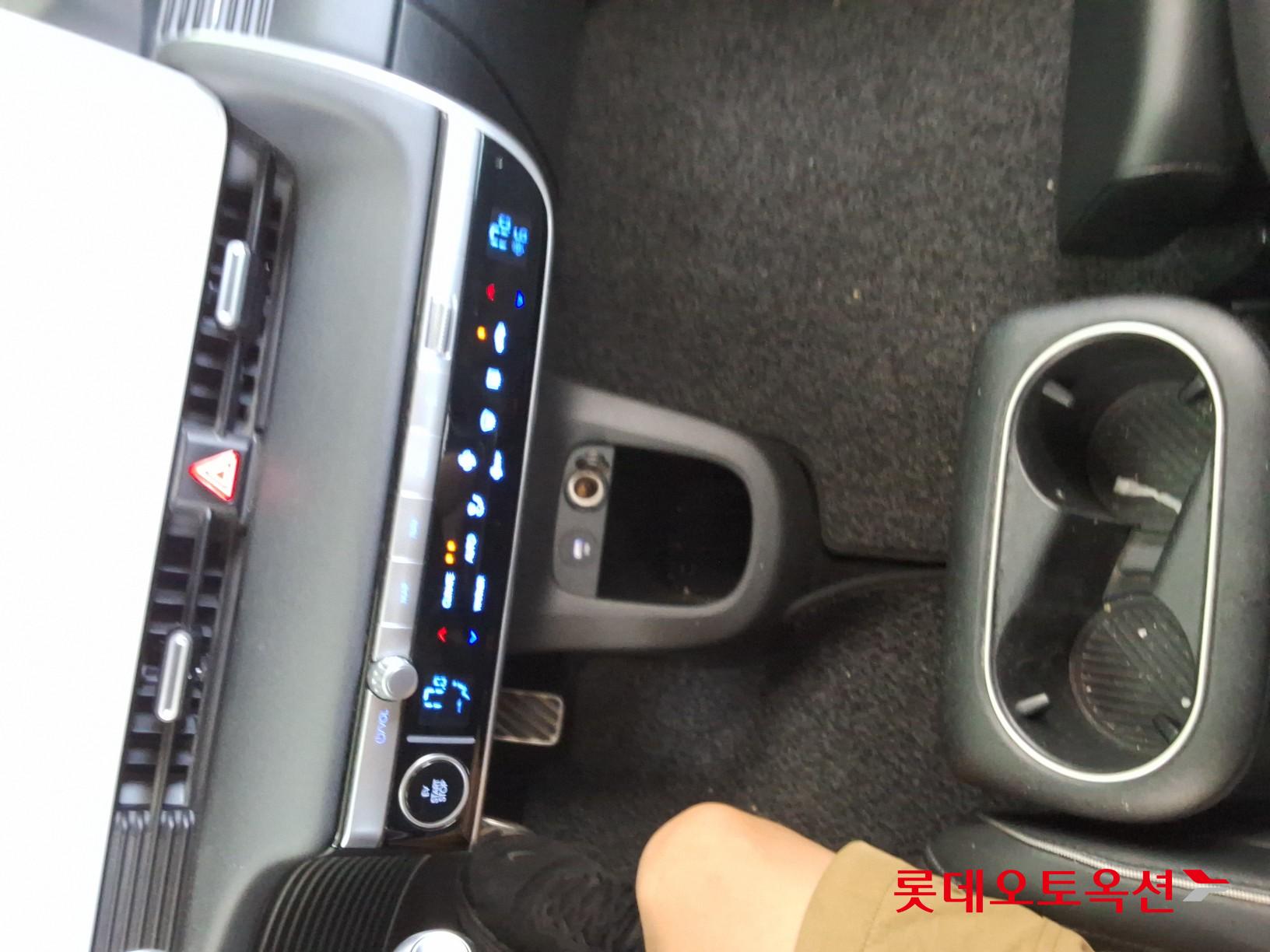 2022 - hyundai ioniq
