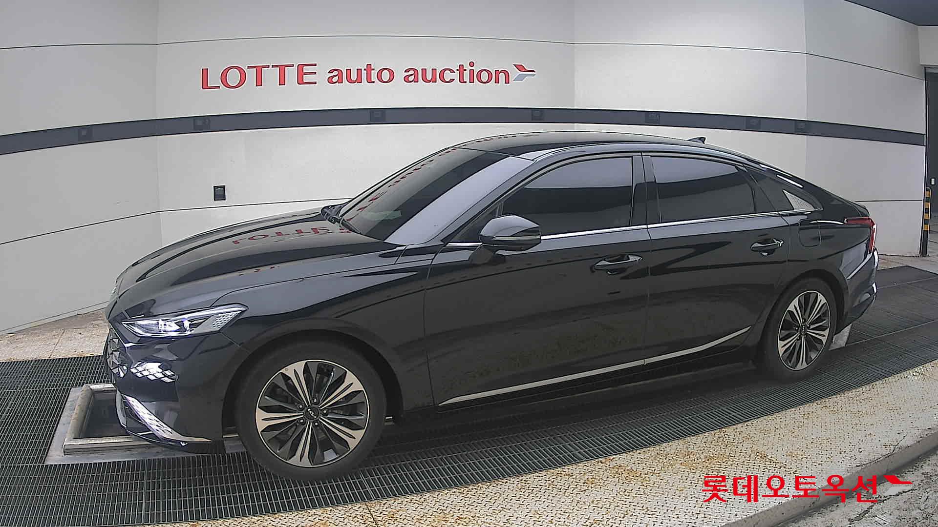 2023 - kia k8