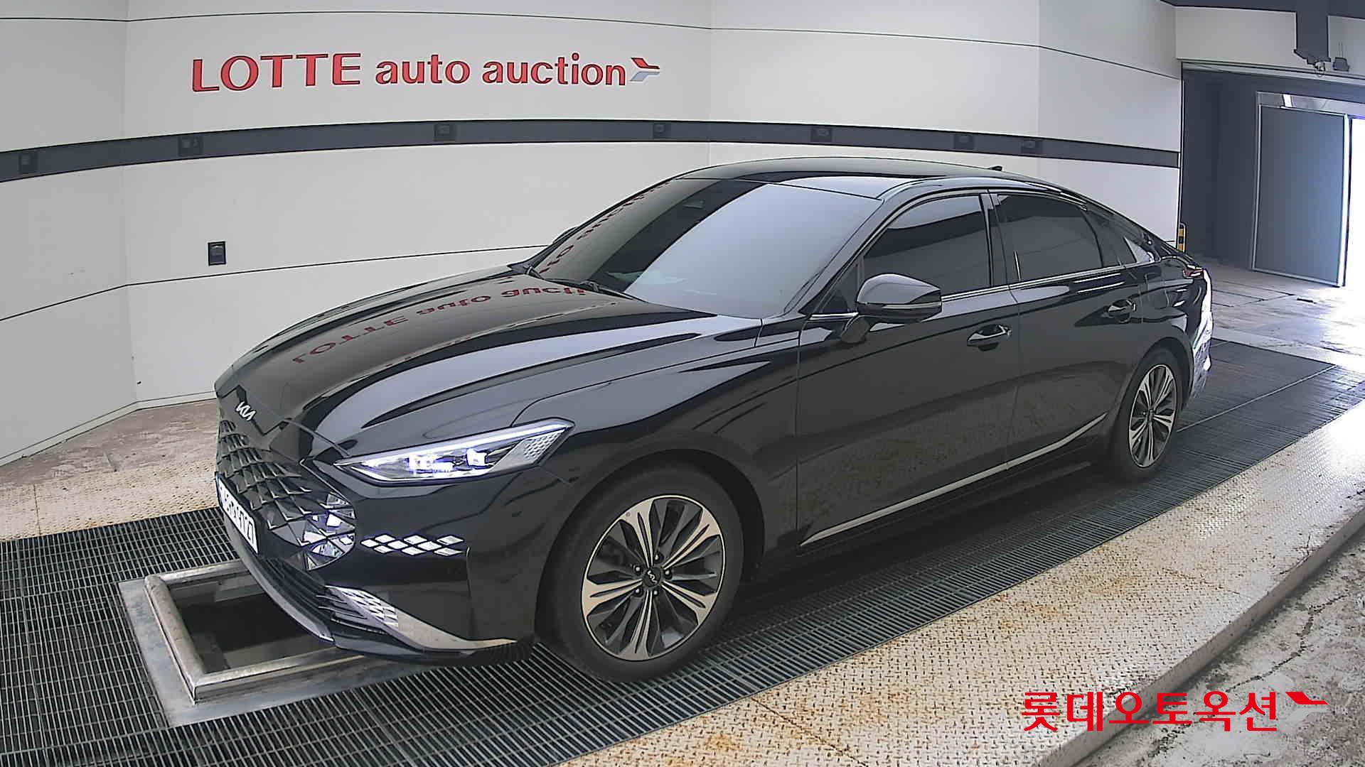 2023 - kia k8