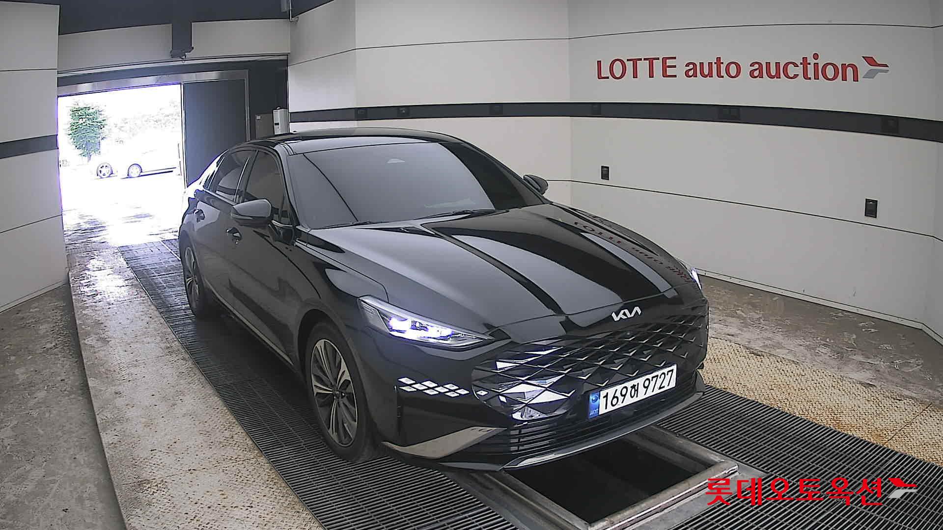2023 - kia k8