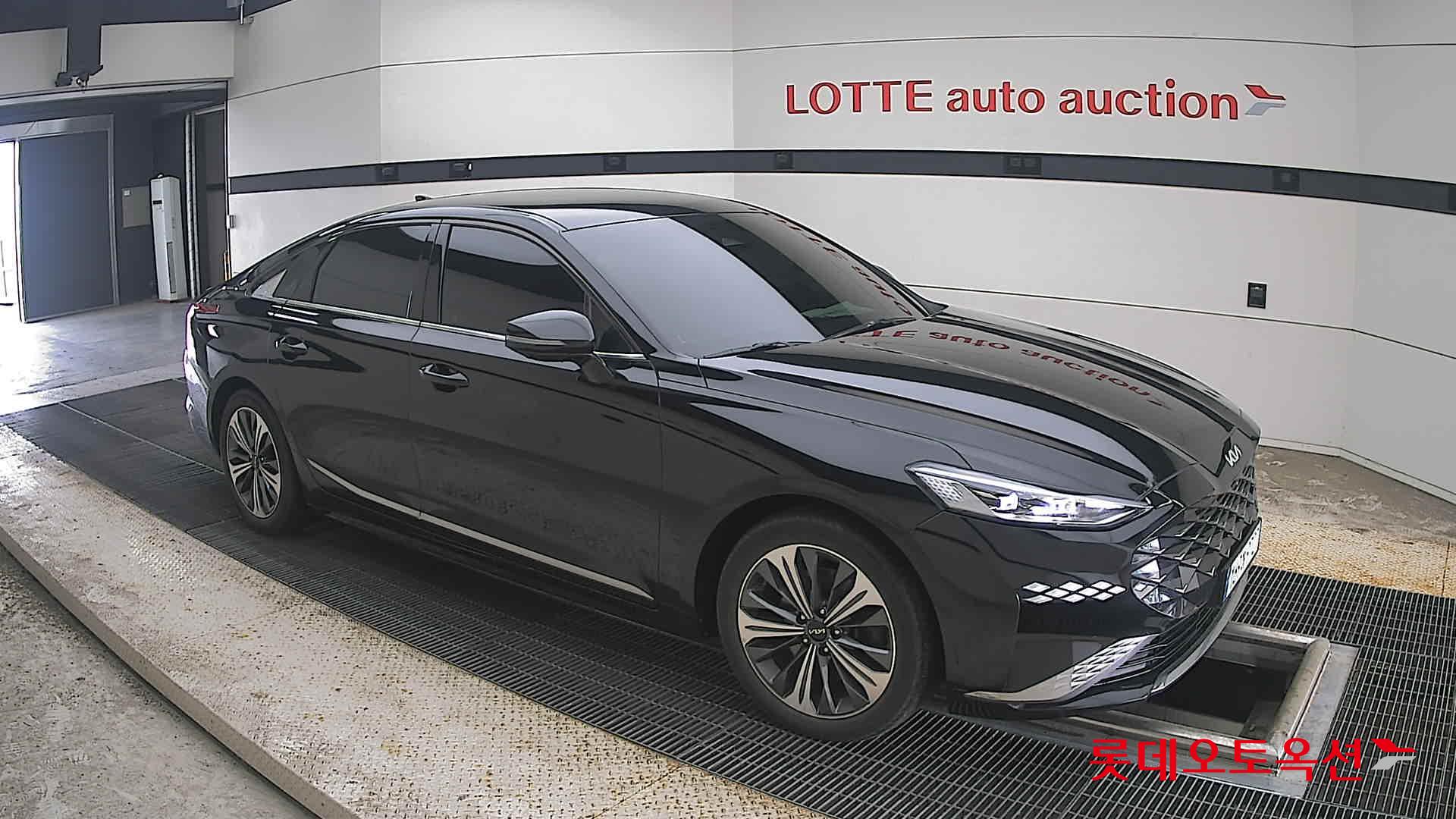 2023 - kia k8