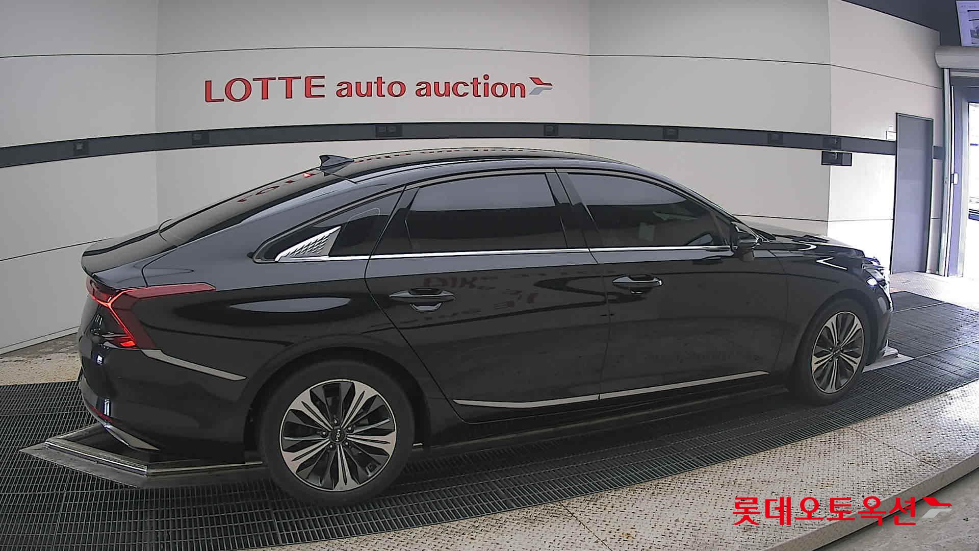 2023 - kia k8
