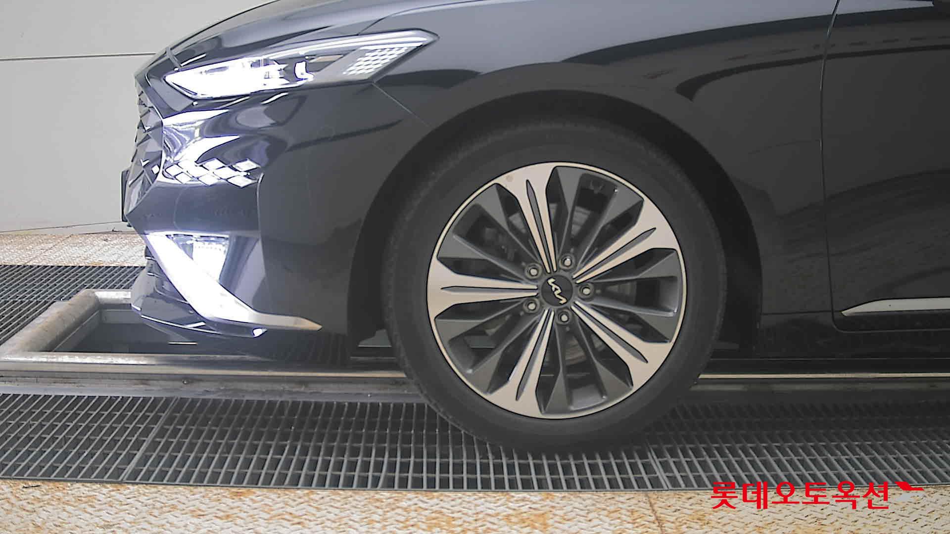 2023 - kia k8