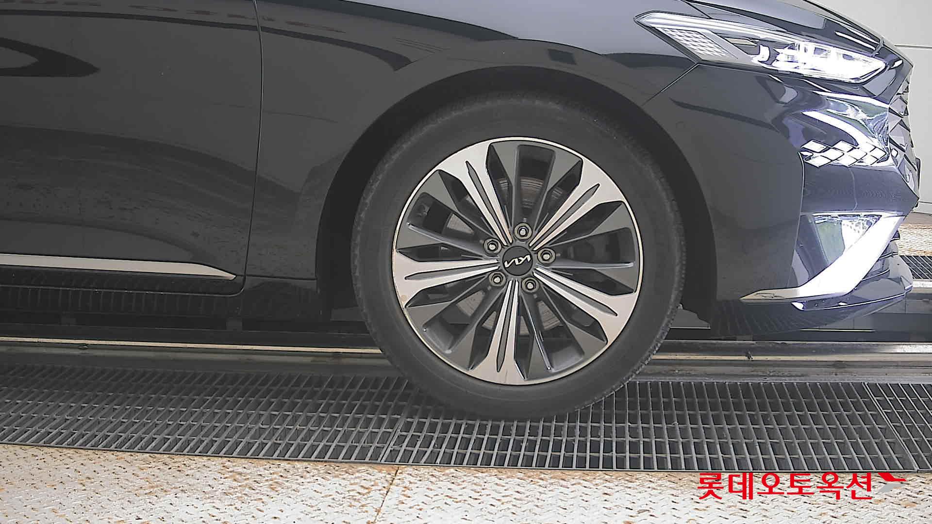 2023 - kia k8