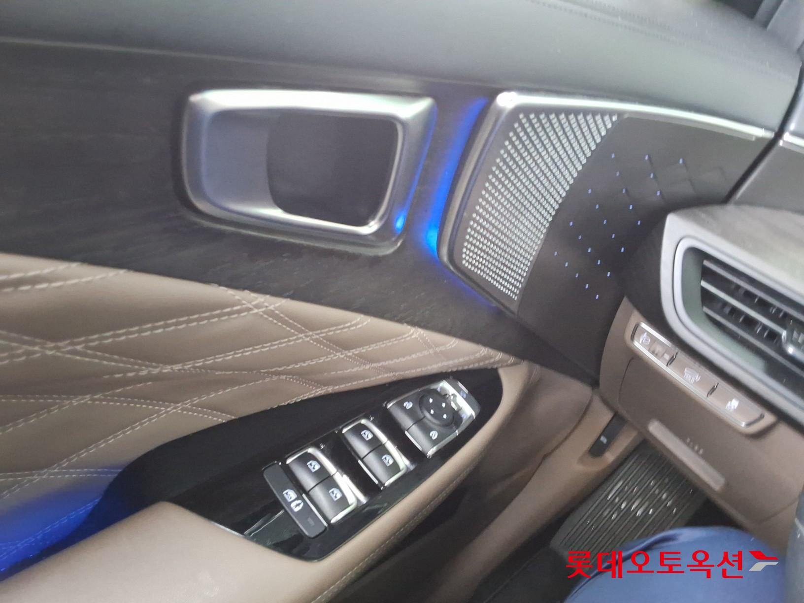 2023 - kia k8