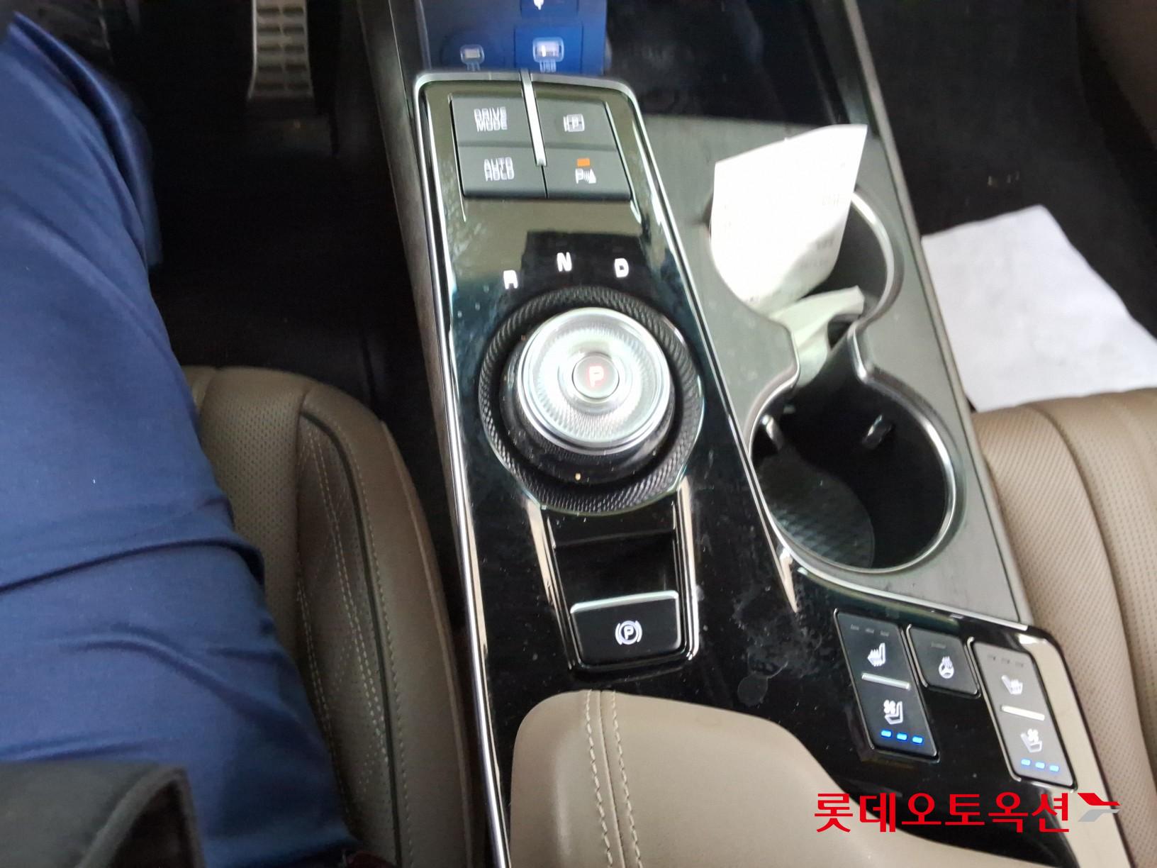 2023 - kia k8