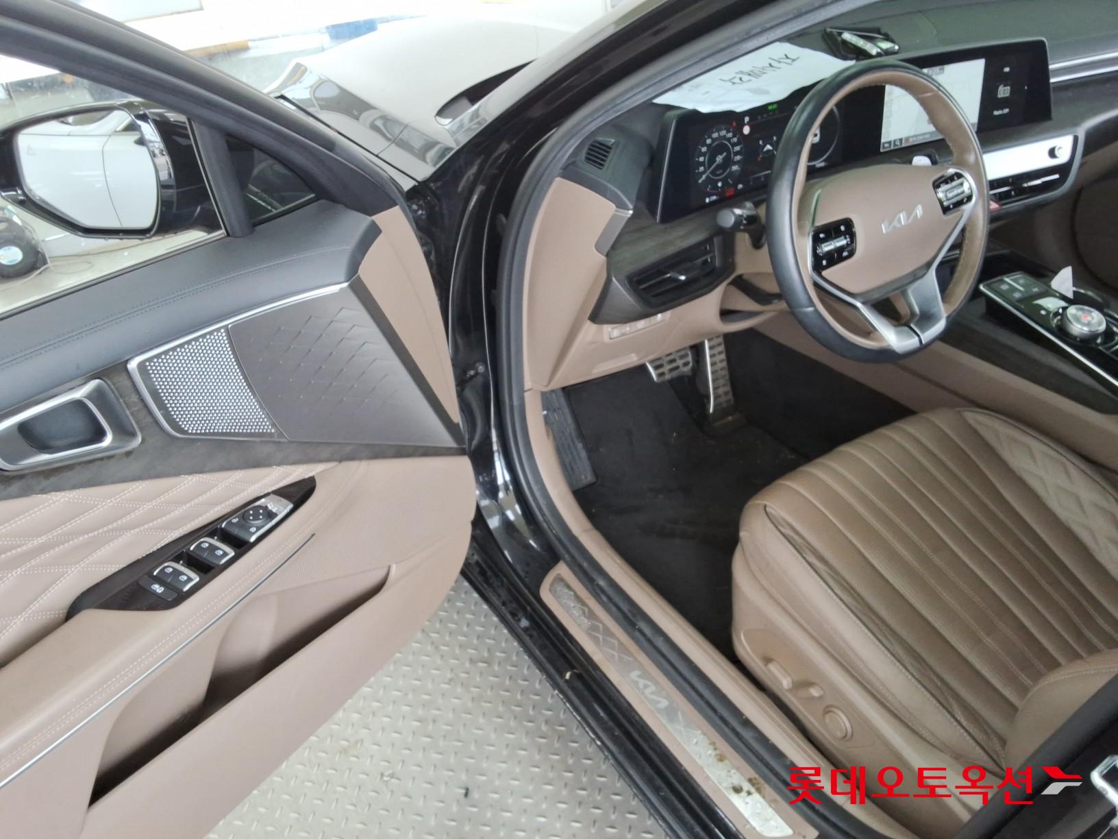2023 - kia k8