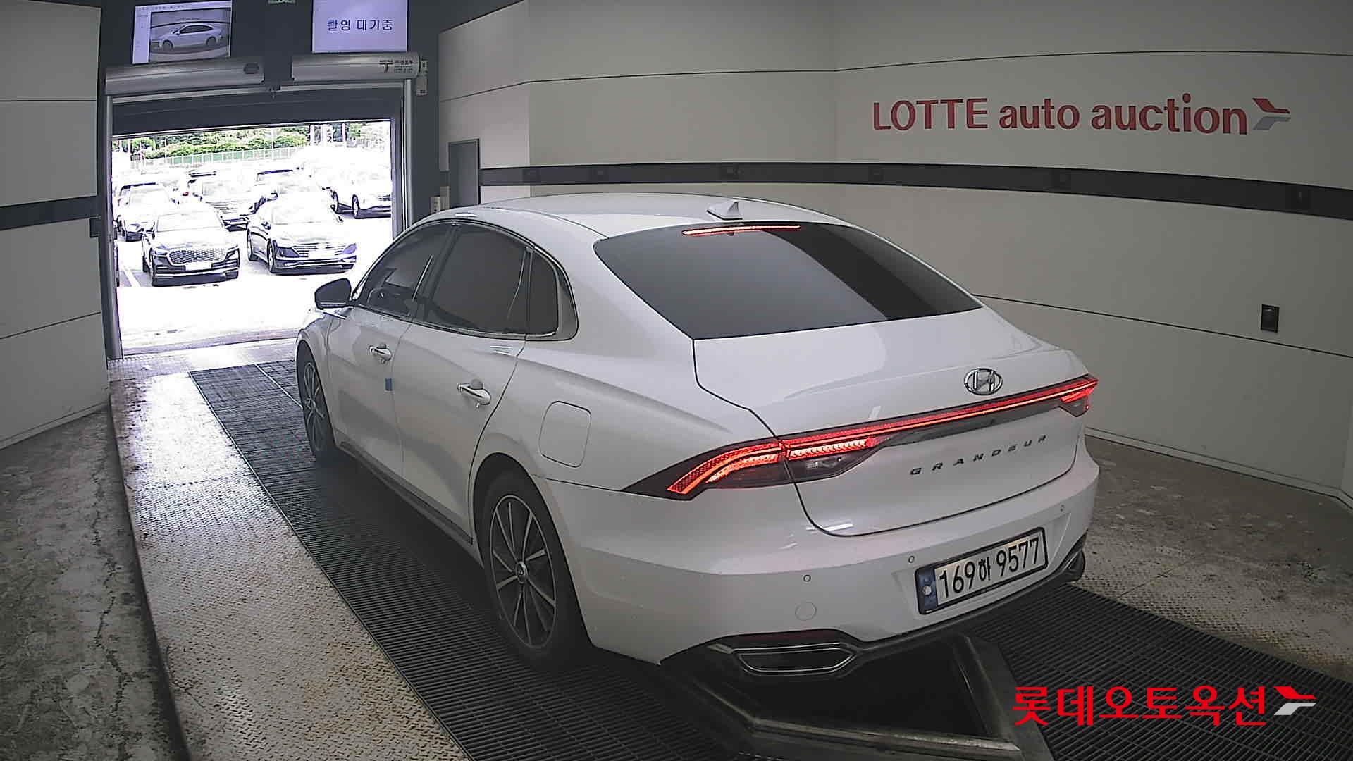 2022 - hyundai grandeur