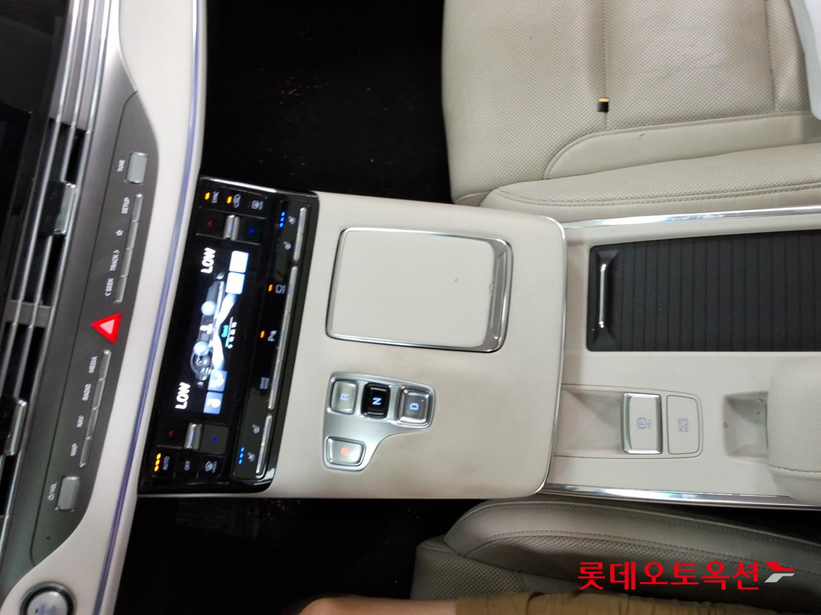 2022 - hyundai grandeur