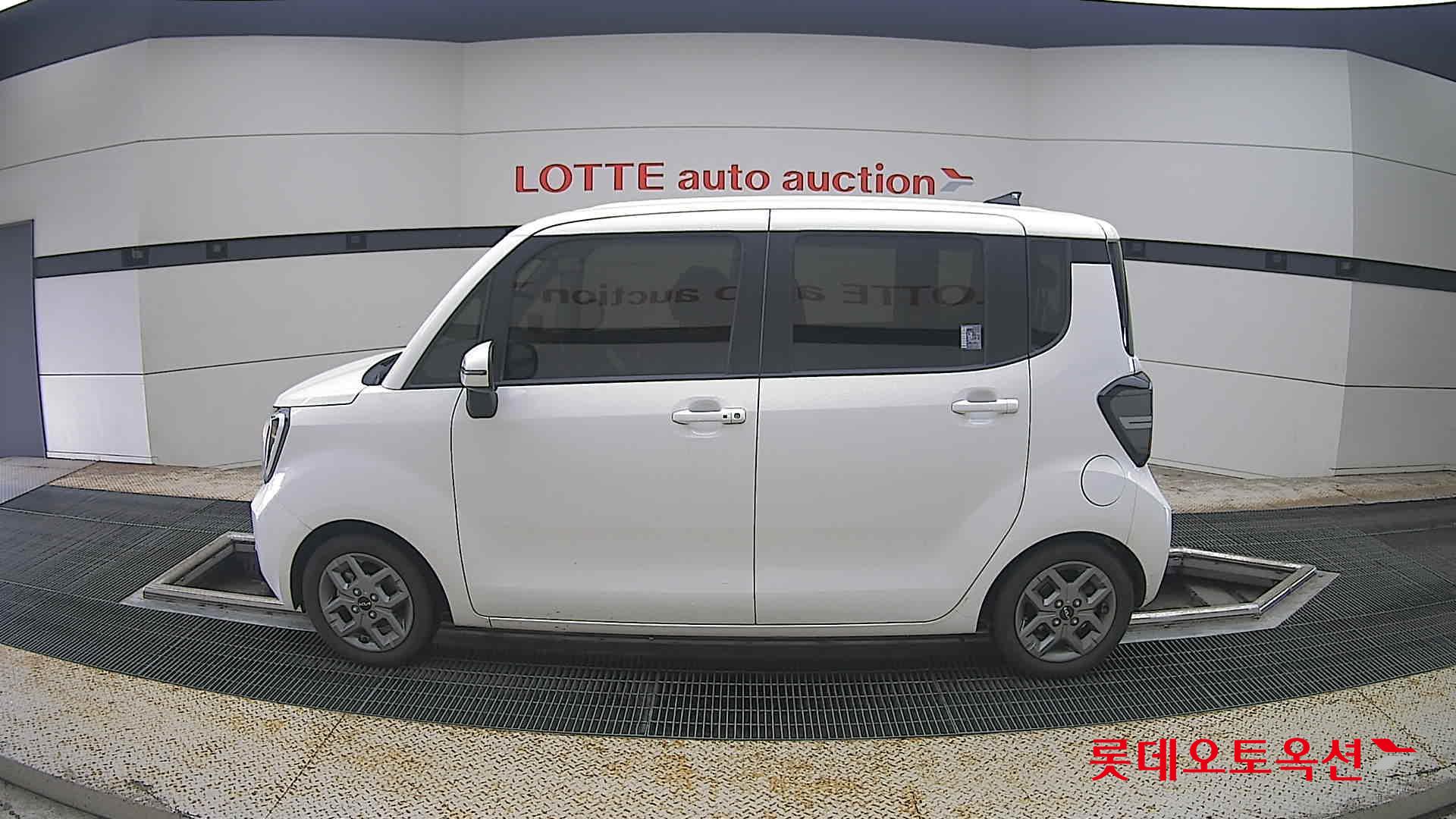 2023 - kia ray