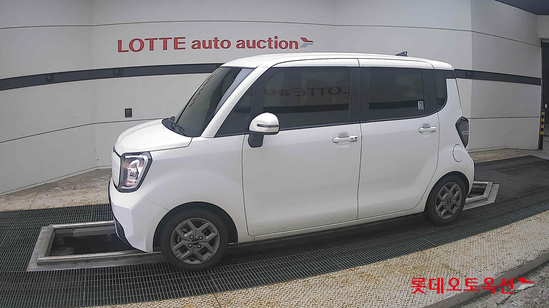 2023 - kia ray