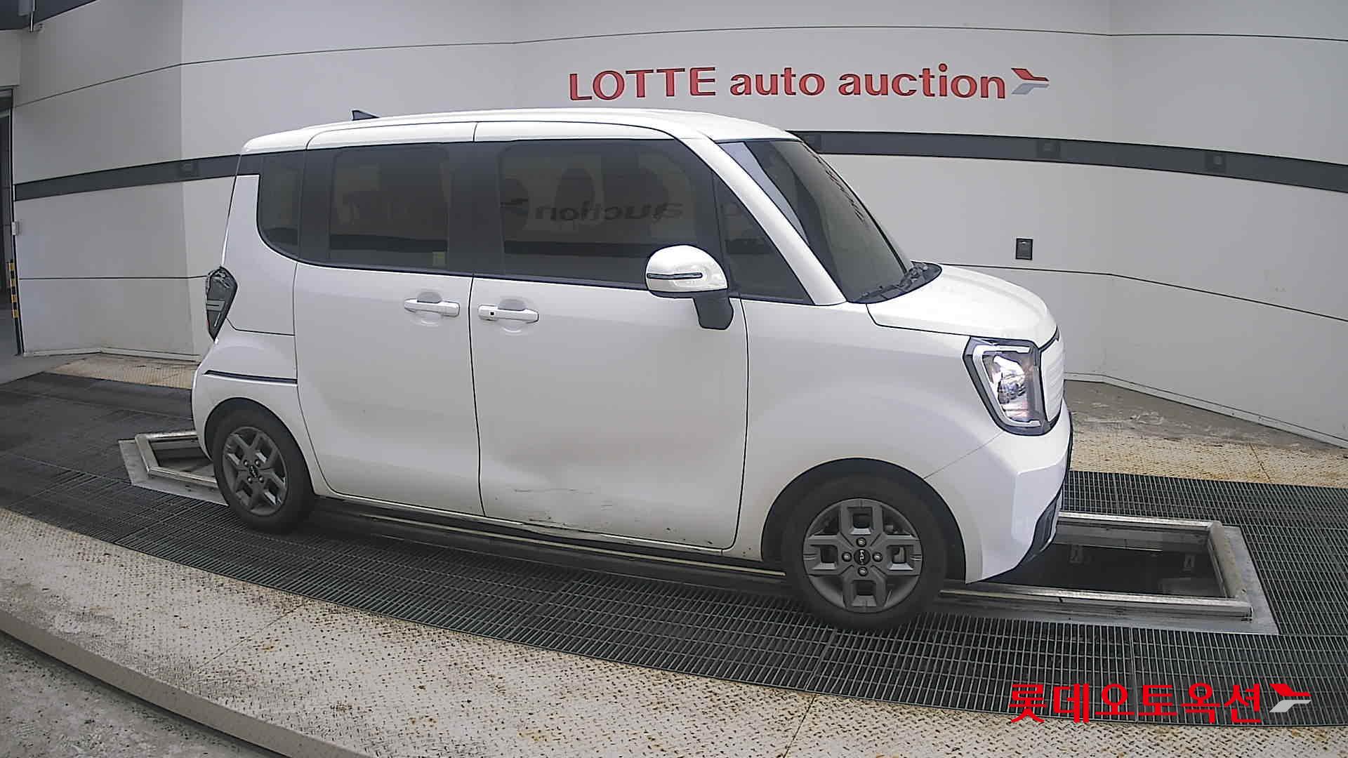 2023 - kia ray