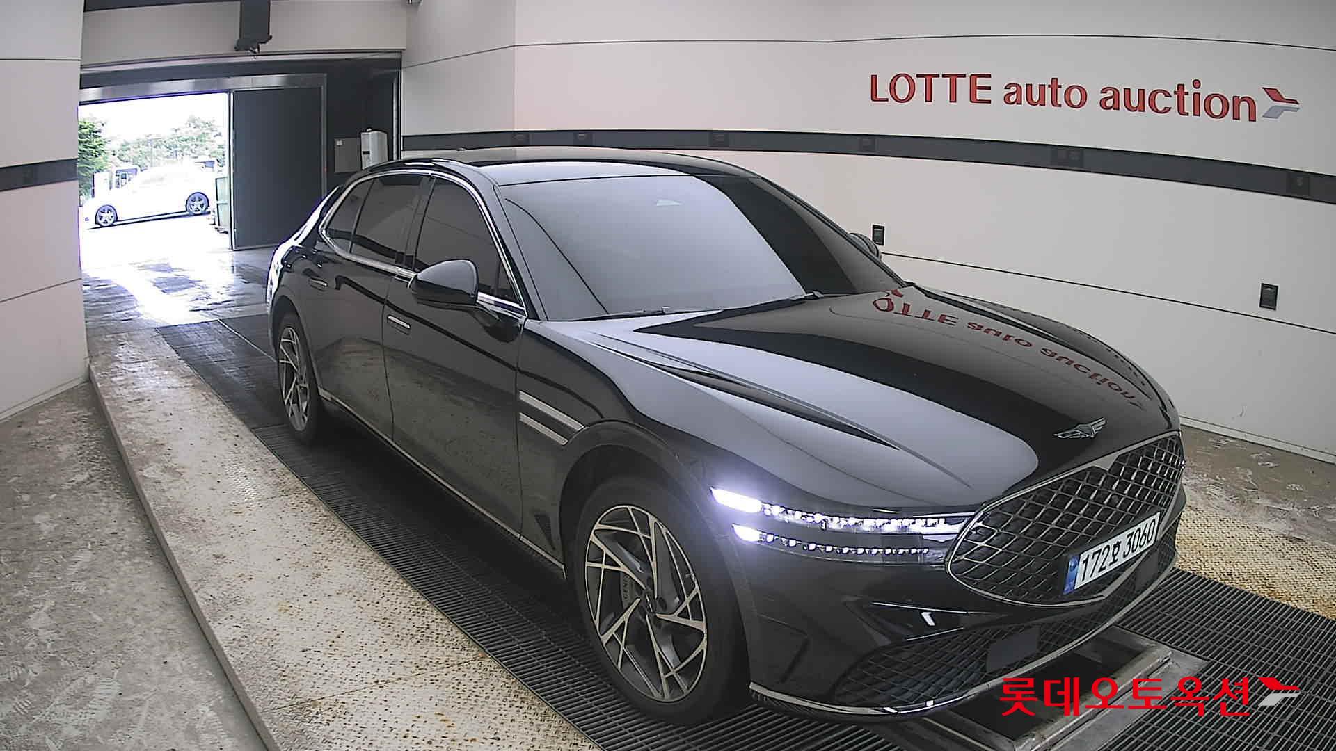 2022 - genesis g90