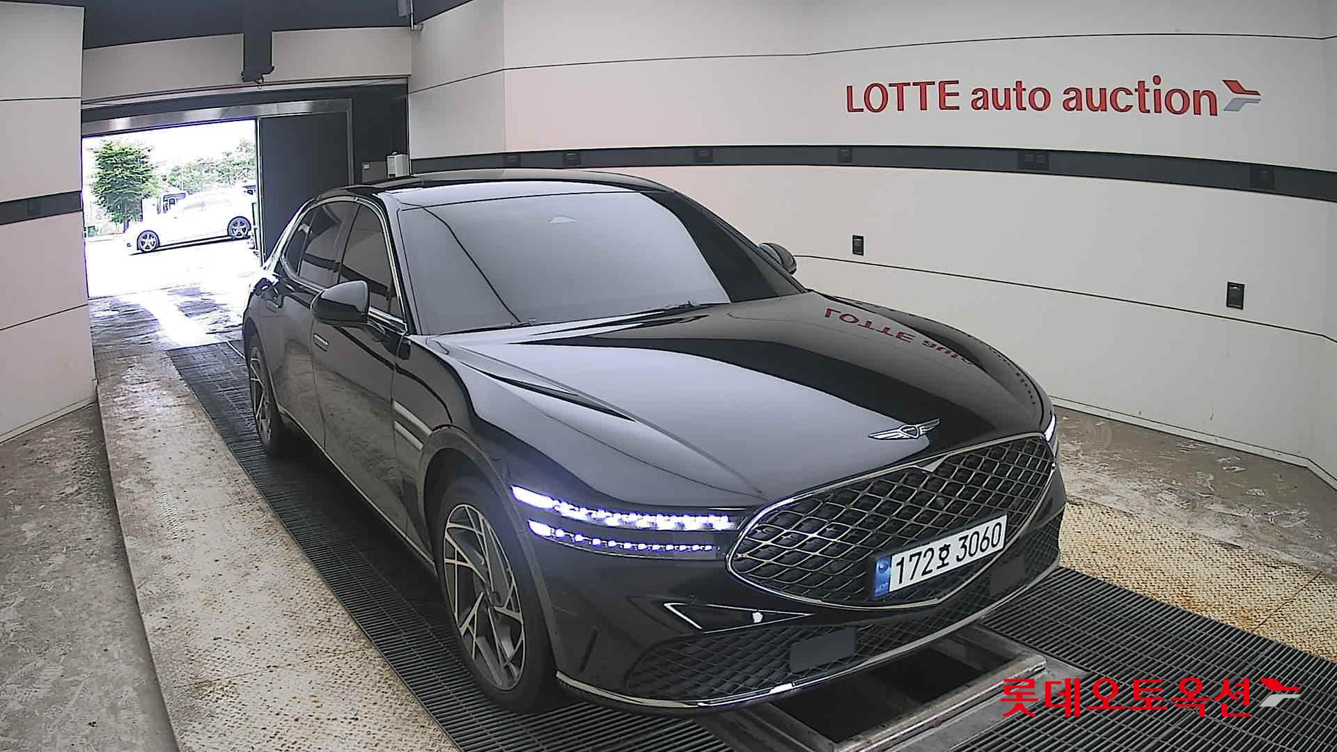 2022 - genesis g90